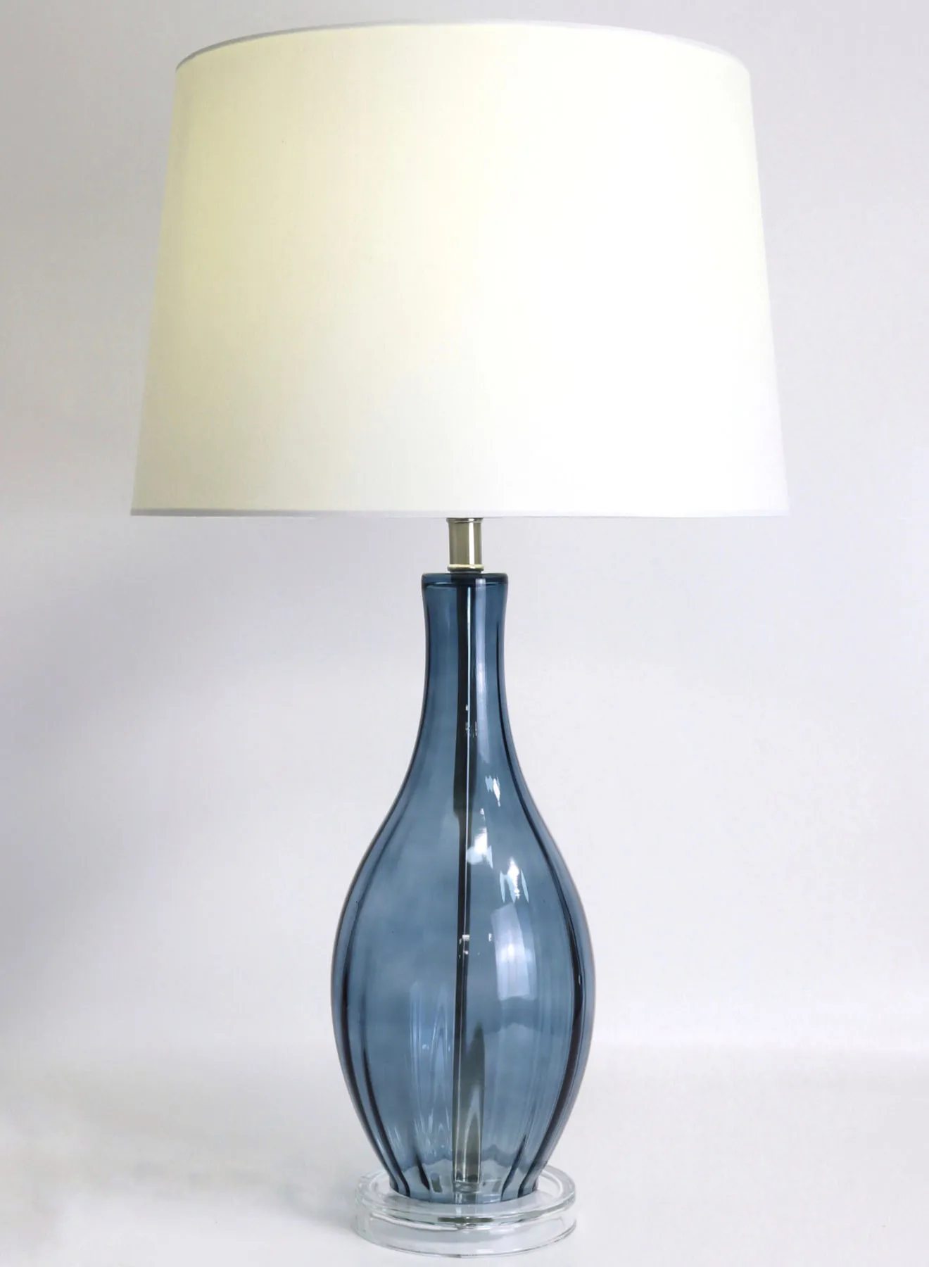 مصباح طاولة زجاجي بتصميم عصري من ebb & flow مادة فاخرة فريدة من نوعها ذات جودة عالية لمنزل أنيق مثالي RSN71027 أزرق 15 × 25.5
