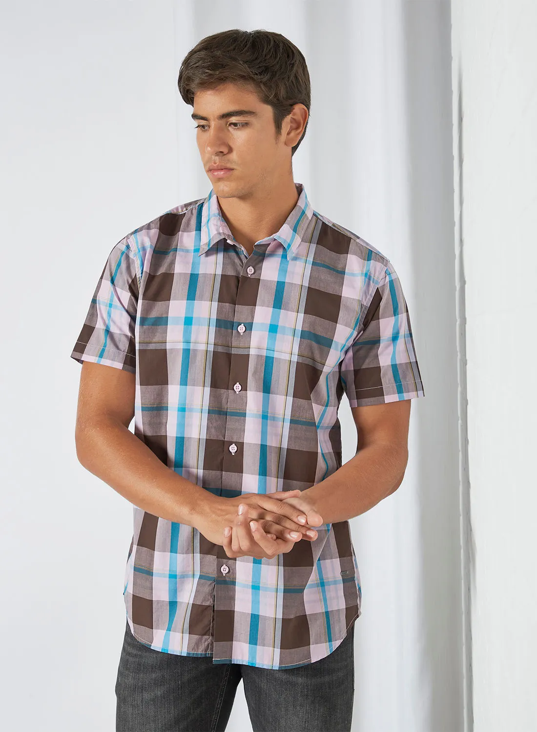 ABOF قميص بأكمام قصيرة بياقة مربعة بقصة عادية وأكمام قصيرة خشب بني / أزرق