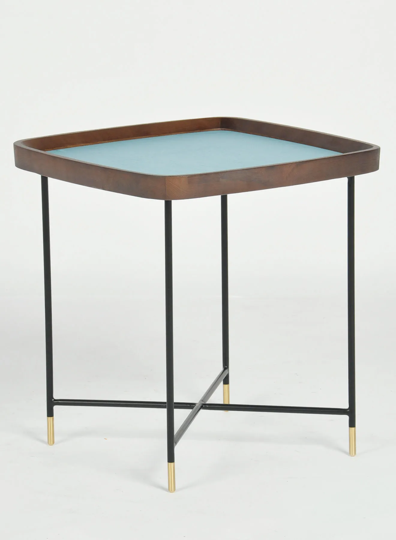Switch Coffee Table Used As Coffee Corner And Side Table In Walnut - Size 50X50X53