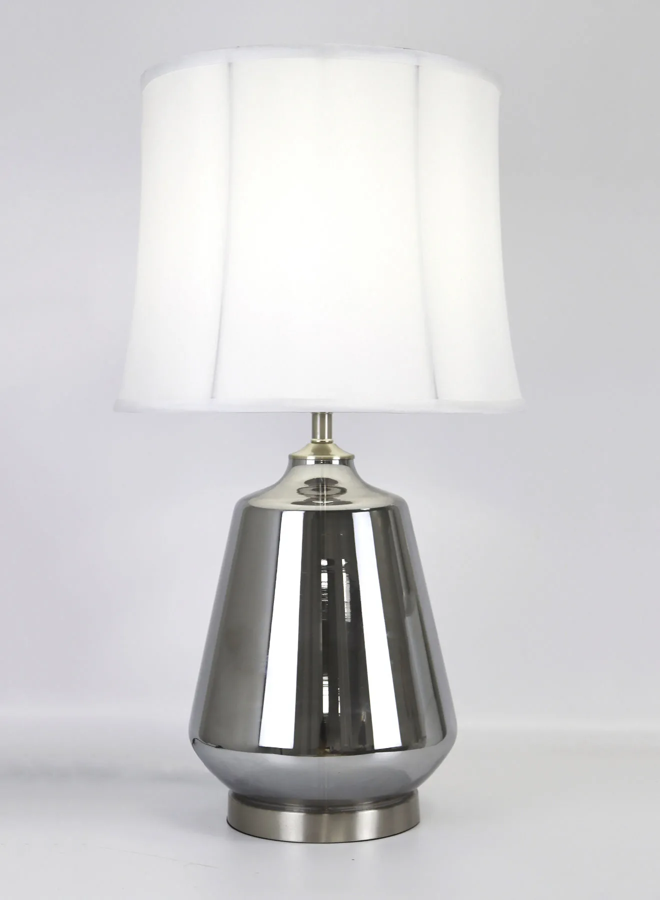 مصباح طاولة زجاجي بتصميم عصري من ebb & flow مادة فاخرة فريدة من نوعها ذات جودة عالية لمنزل أنيق مثالي RSN71014 كروم 15 × 27