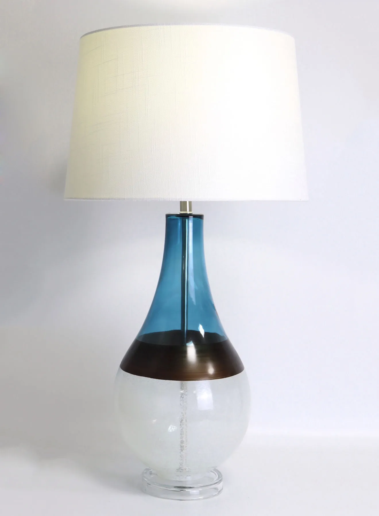 مصباح طاولة زجاجي بتصميم عصري من ebb & flow مادة فاخرة فريدة من نوعها ذات جودة عالية للمنزل الأنيق المثالي RSN71023 أزرق / أبيض 15 × 28