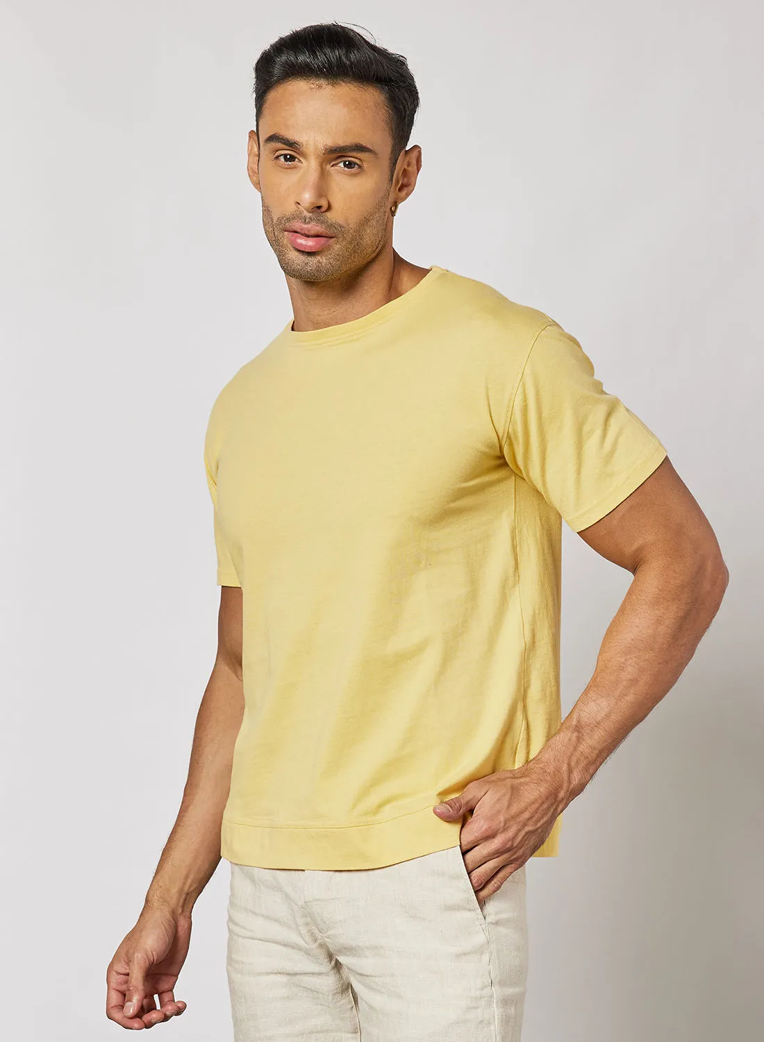 Sivvi x D'Atelier Crew Neck T-Shirt أصفر