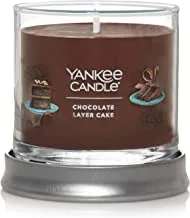 Yankee Candle Chocolate Layer Cake معطرة ، 4.3oz شمعة صغيرة بهلوان بفتيل واحد ، أكثر من 20 ساعة من وقت الاحتراق