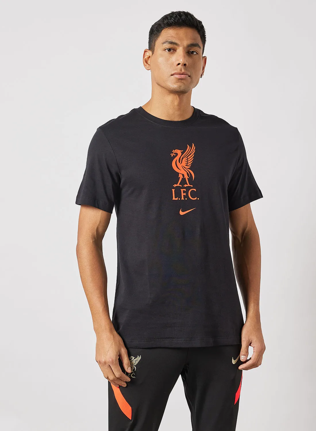 Nike Liverpool F.C Crest Football T-Shirt
