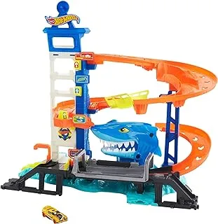 Hot Wheels Track Set and 1:64 Scale Toy Car, Multi-Level Playset with Shark Nemesis Challenge, City Shark Escape Playset, HDP06