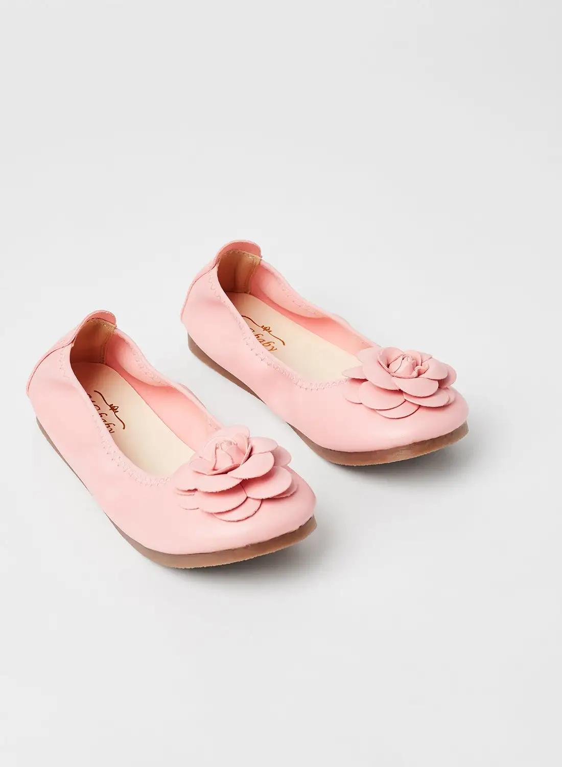 حذاء باليرينا هوبيبولا قابل للتمدد مزين بنقشة الزهور وردي