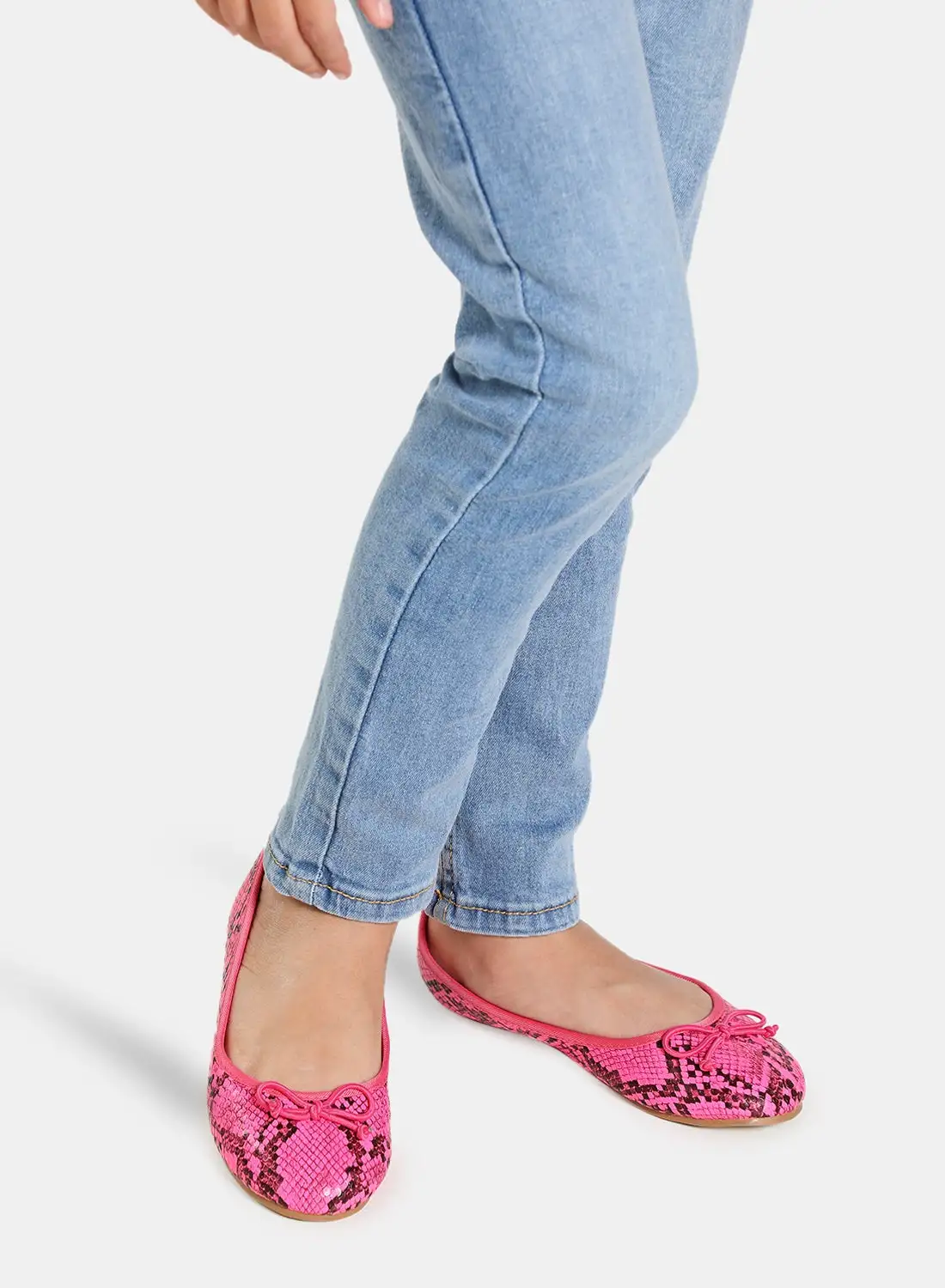 حذاء باليرينا كاجوال مسطح من نيون فوشيا