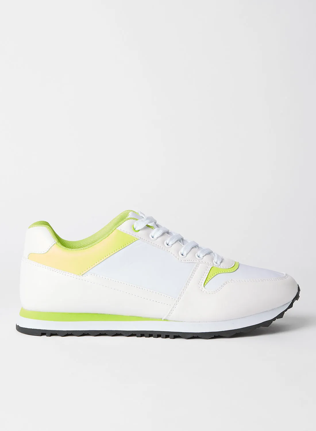 حذاء رياضي كوبليرز بنعل أوسط متباين باللون الأبيض والأخضر