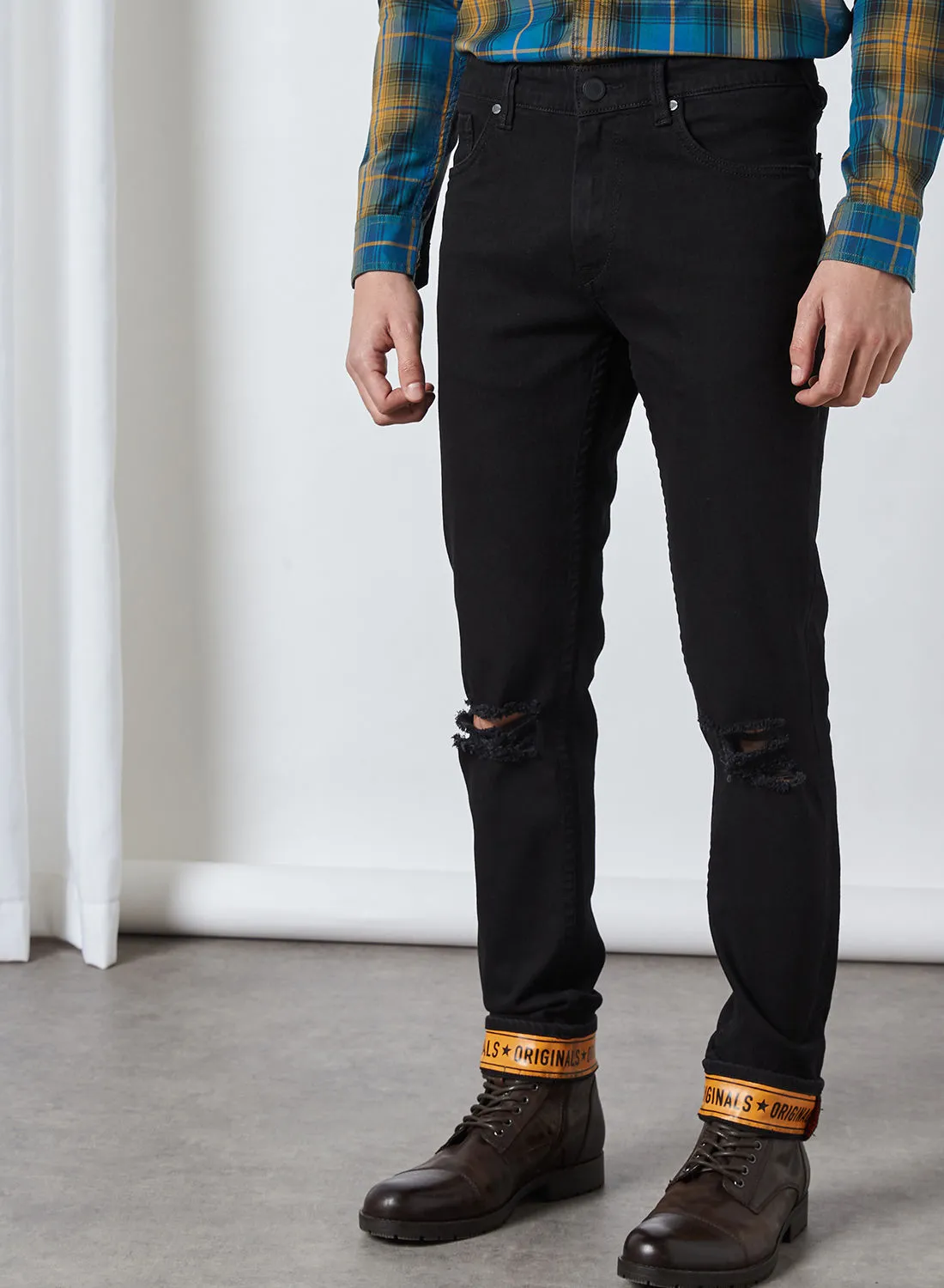 Moda Rapido Cuff Detailed Mid-Rise Jeans Black