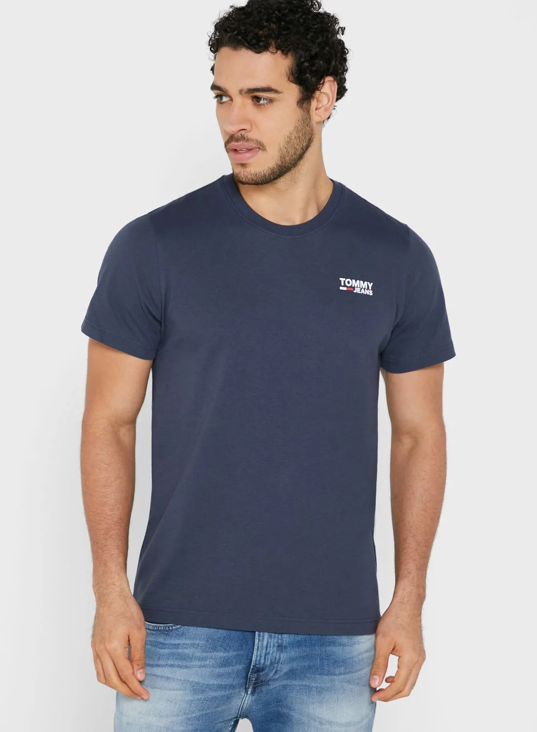 TOMMY JEANS Essential Crew Neck T-Shirt