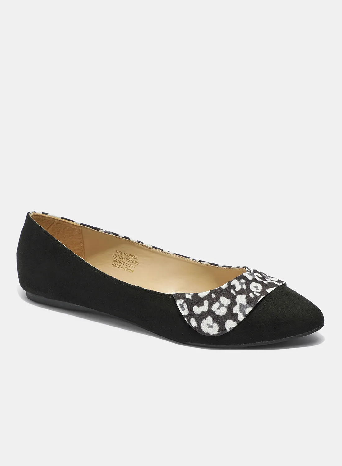 حذاء باليرينا كاجوال من Aila باللون الأسود