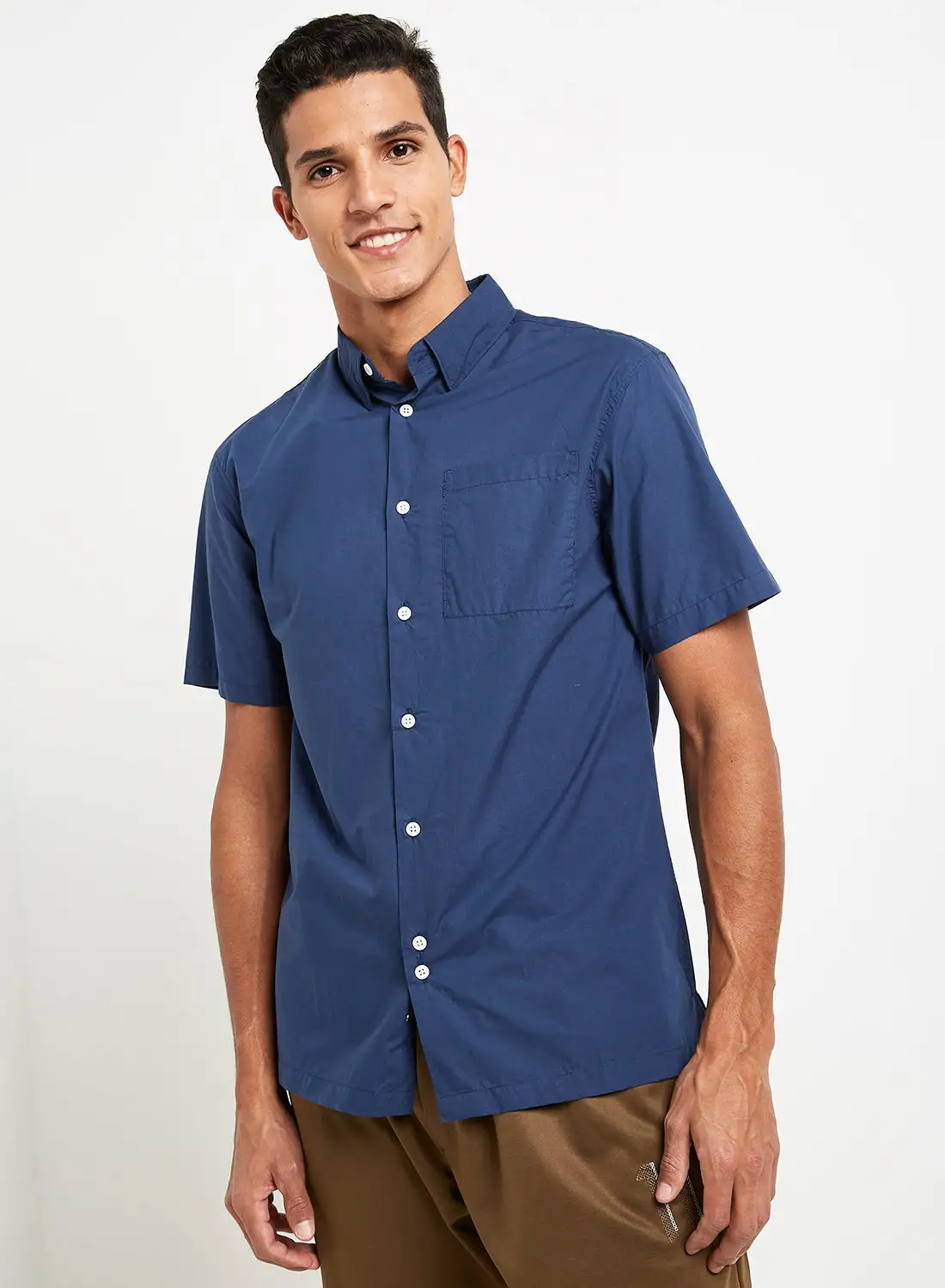 بيلفيلد قميص بتصميم سادة وأكمام قصيرة أزرق داكن