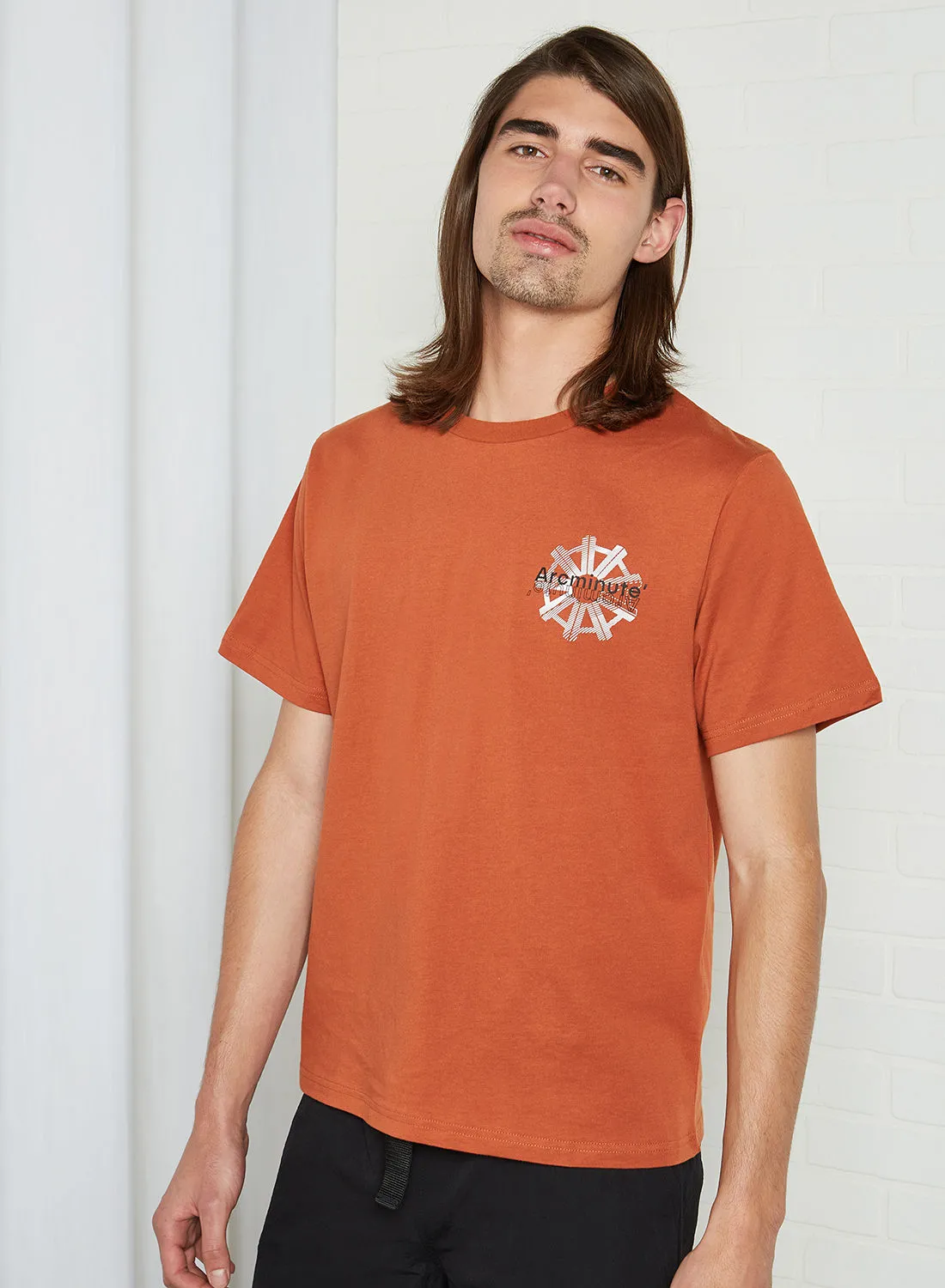 Arcminute Back Graphic T-Shirt Brown