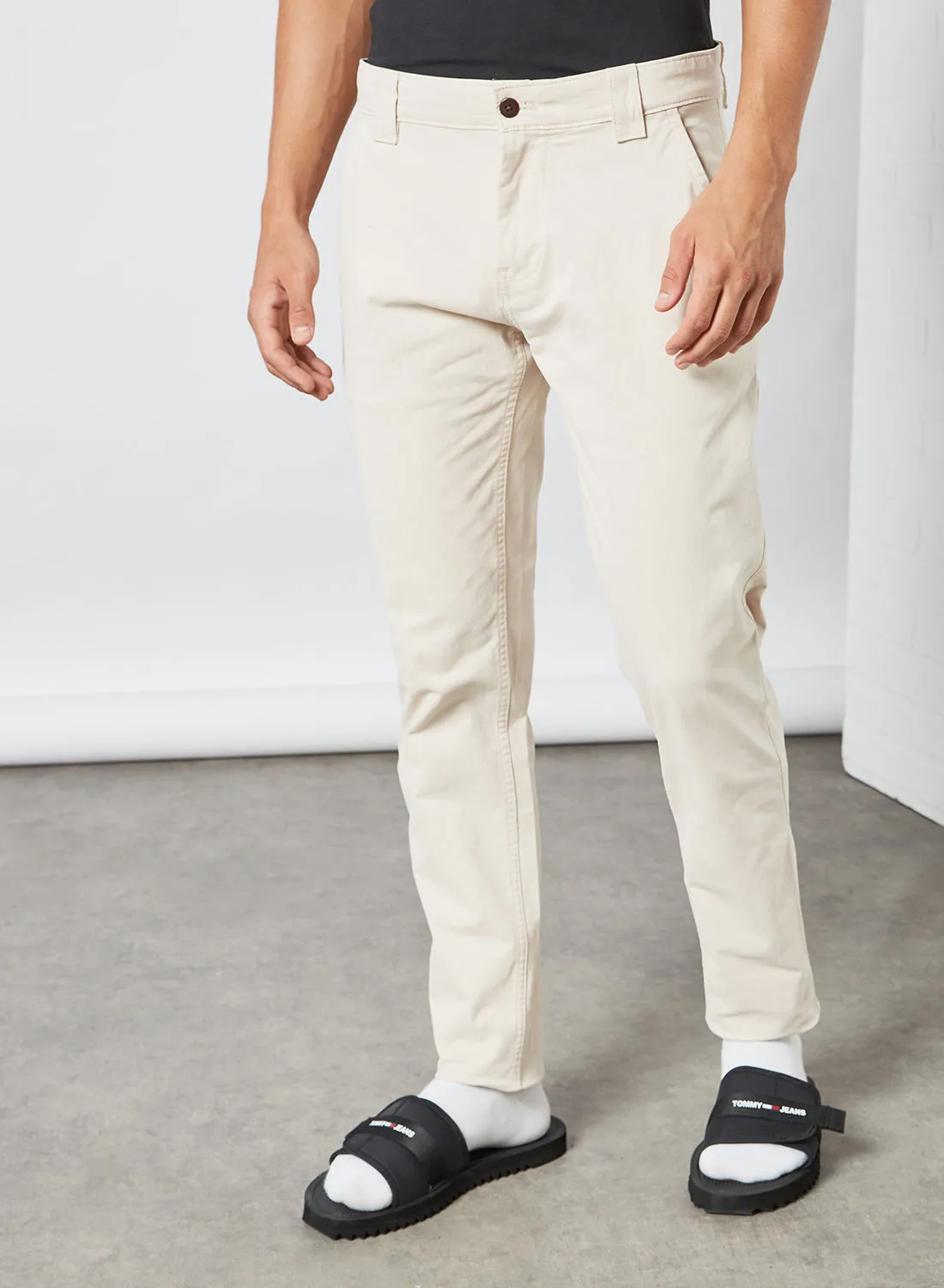 TOMMY JEANS Slim Fit Chino Pants Beige