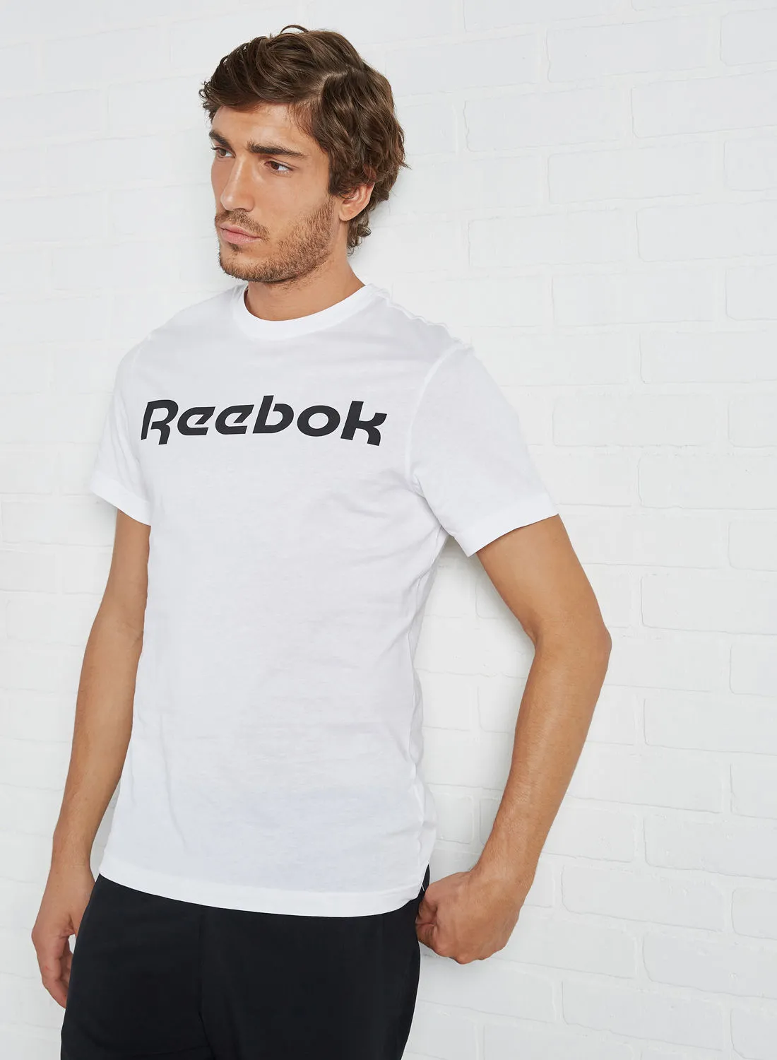 Reebok Graphic Series Linear Logo T-Shirt White
