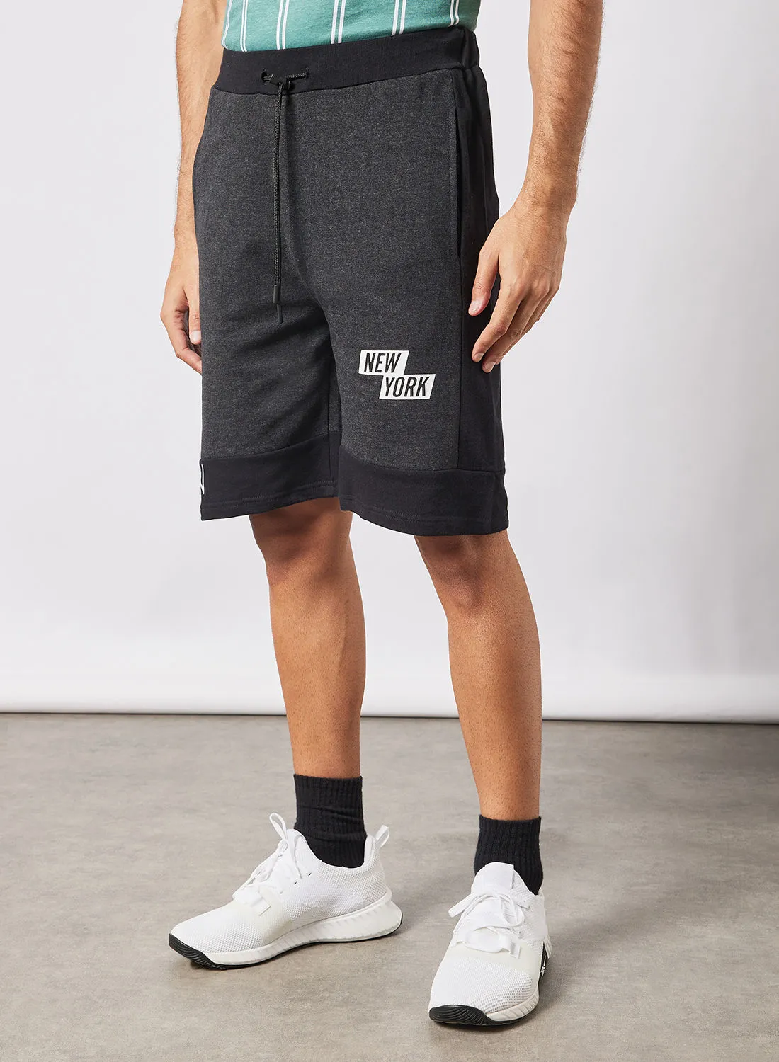 R&B Slim Fit Panelled Shorts With Pocket Detail And Drawstring Black