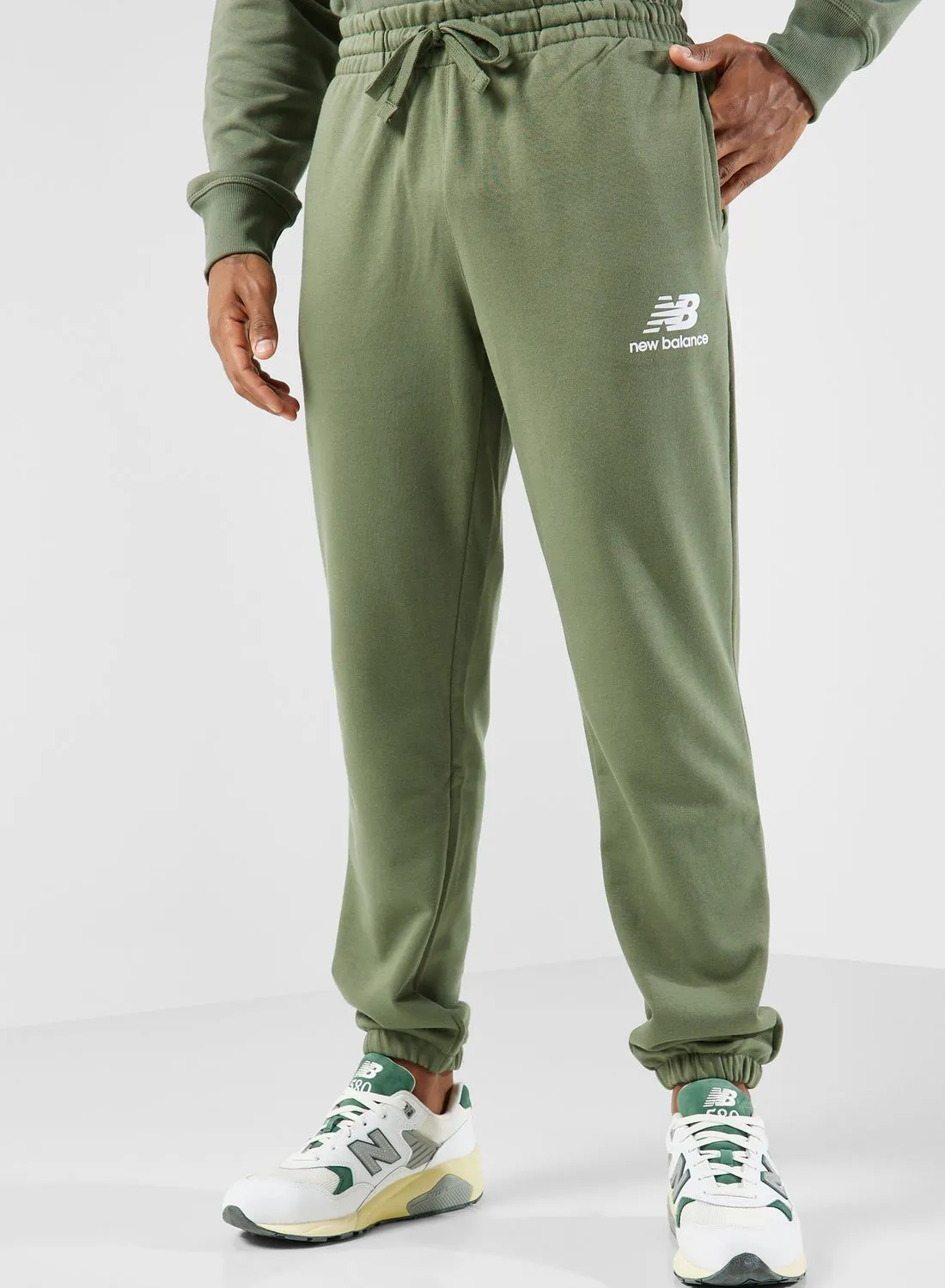 New Balance Essential Stacked Sweatpants