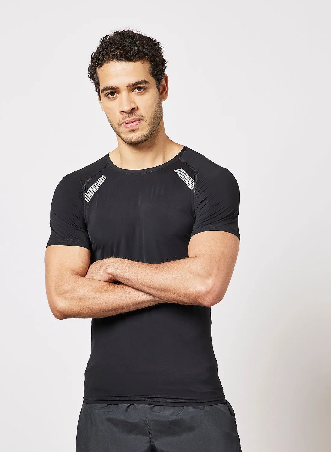 STATE 8 Active Sports T-Shirt أسود