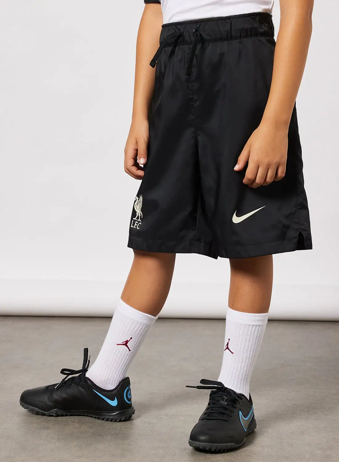 Nike Boys Liverpool F.C. Woven Shorts Black