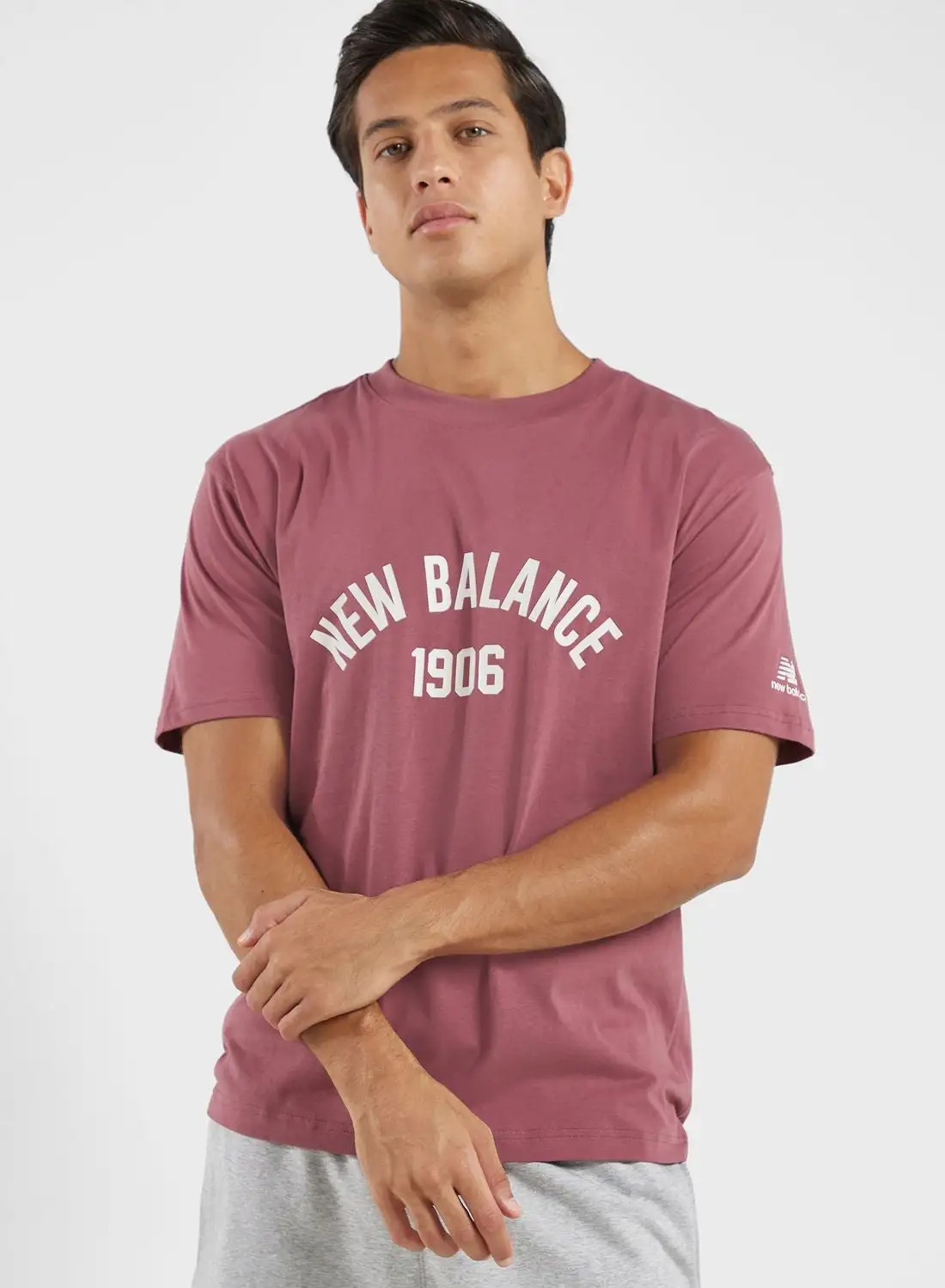 New Balance Essentials Varsity Graphic T-Shirt