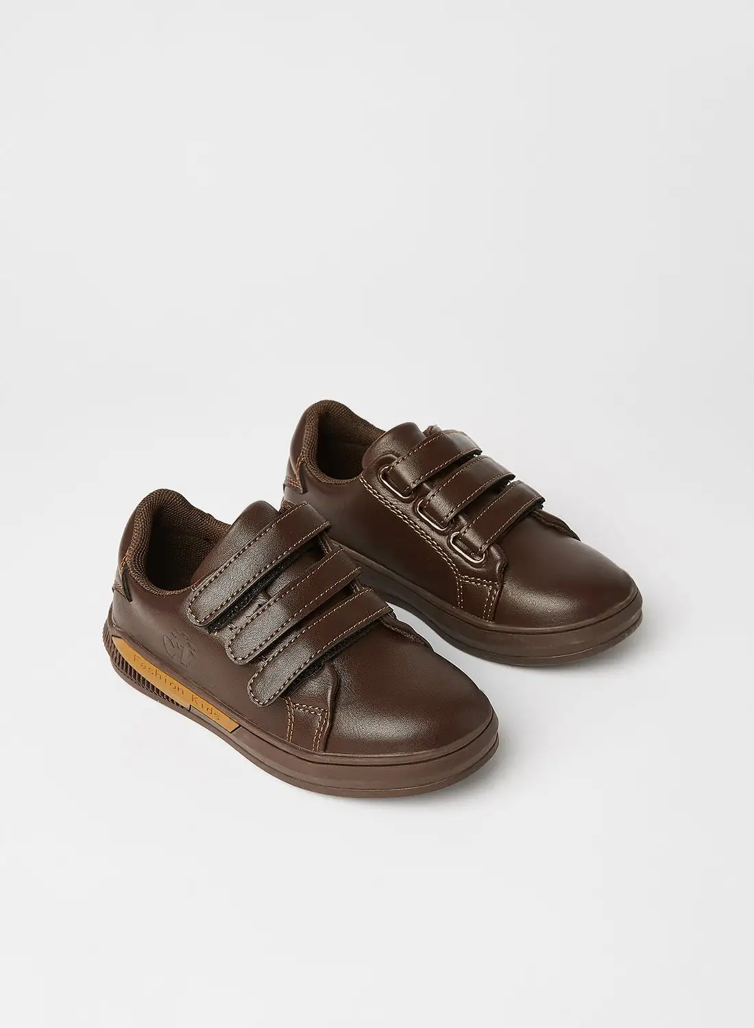 حذاء الجري Cobblerz Kids Velcro Strap Brown