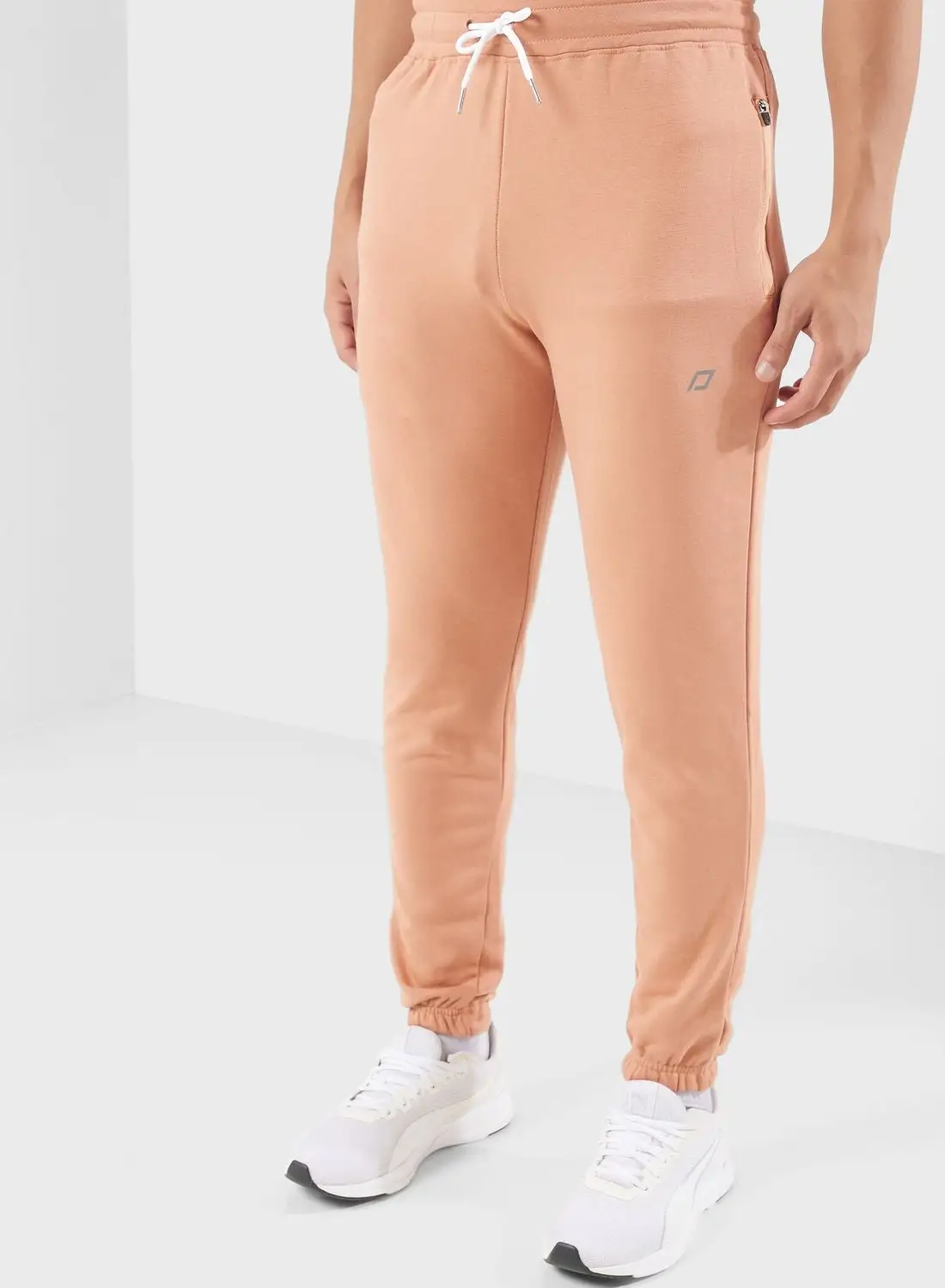 FRWD Athleisure Essential Joggers
