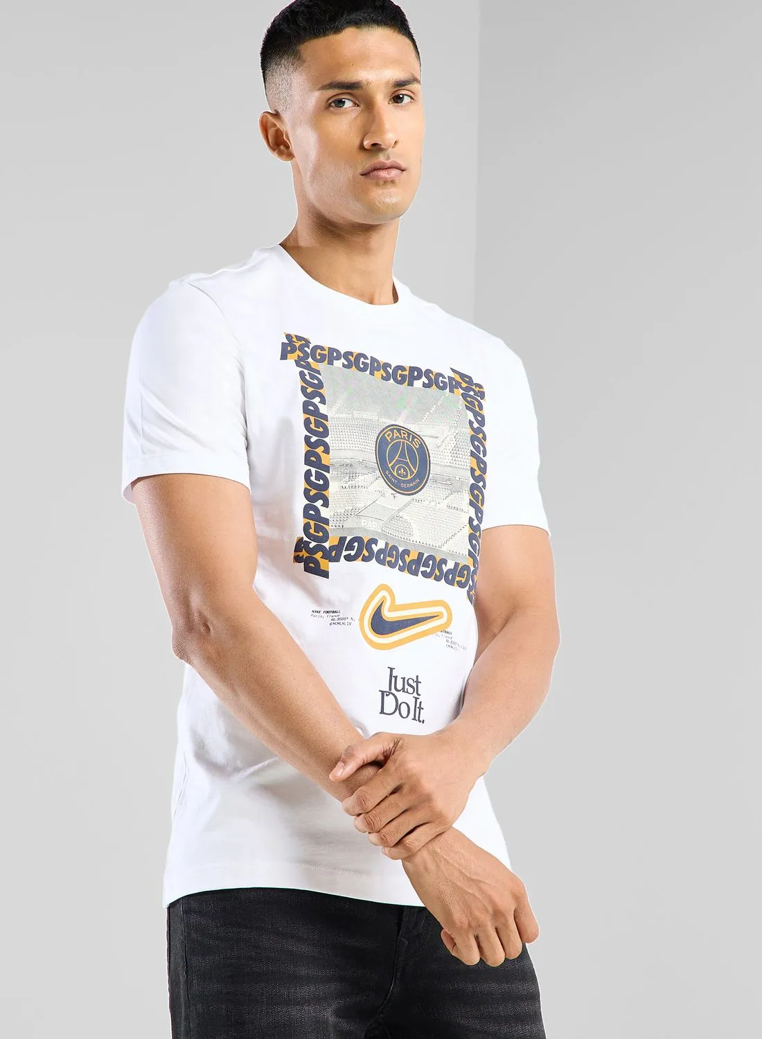 Nike Paris Saint-Germain T-Shirt