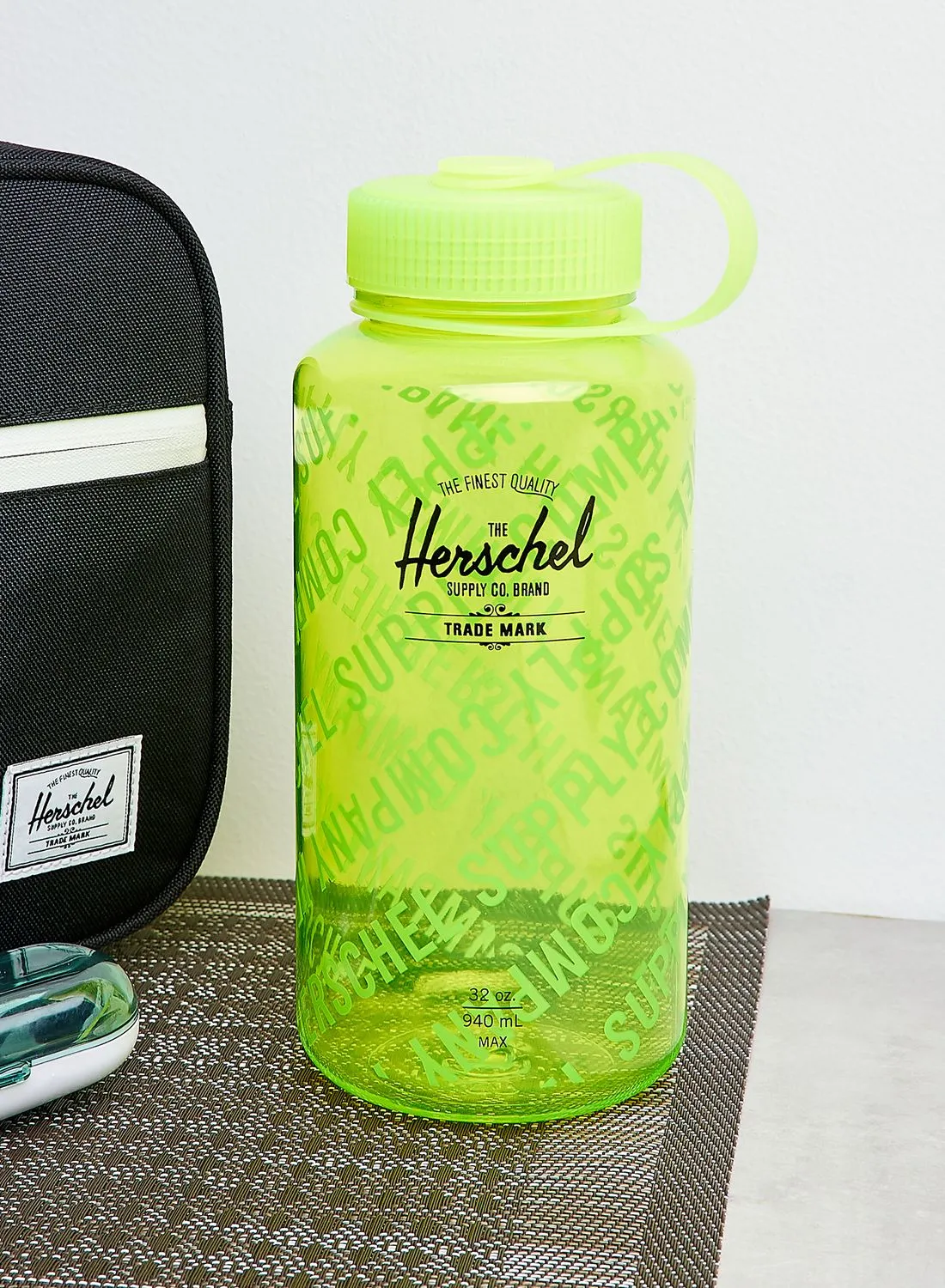 Herschel Classic Water Bottle - Large