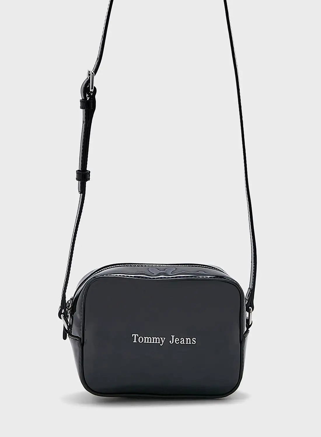 TOMMY JEANS Must Patent Crossbody Bag