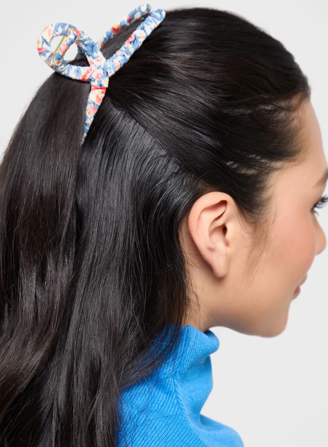 ELLA 3 Pack Mix Floral Scrunchie & Claw Hair Clip