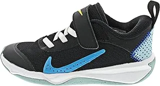 NIKE Boy's Omni Multi-Court Sneaker