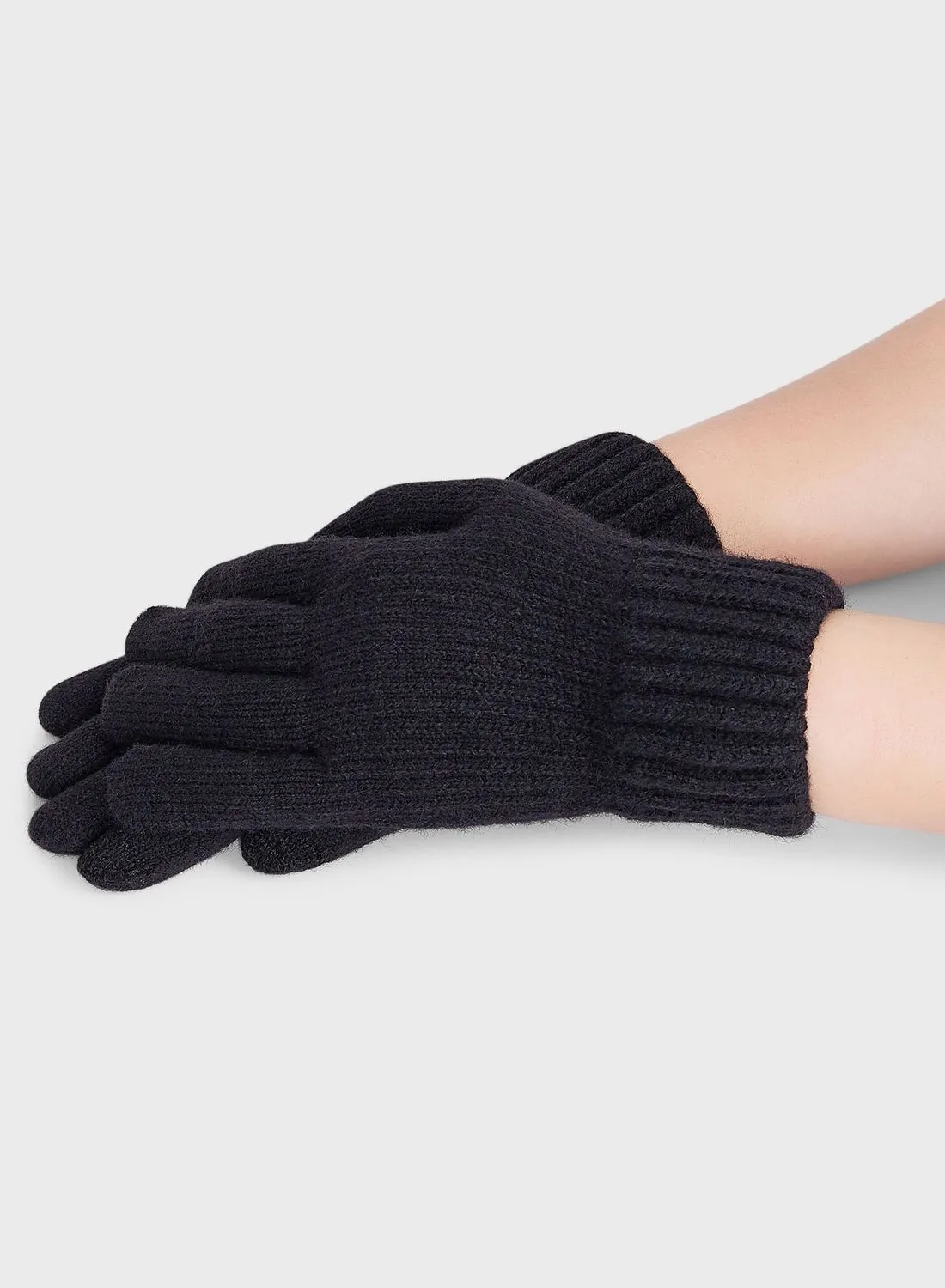 Seventy Five Essential Knitted Winter Gloves