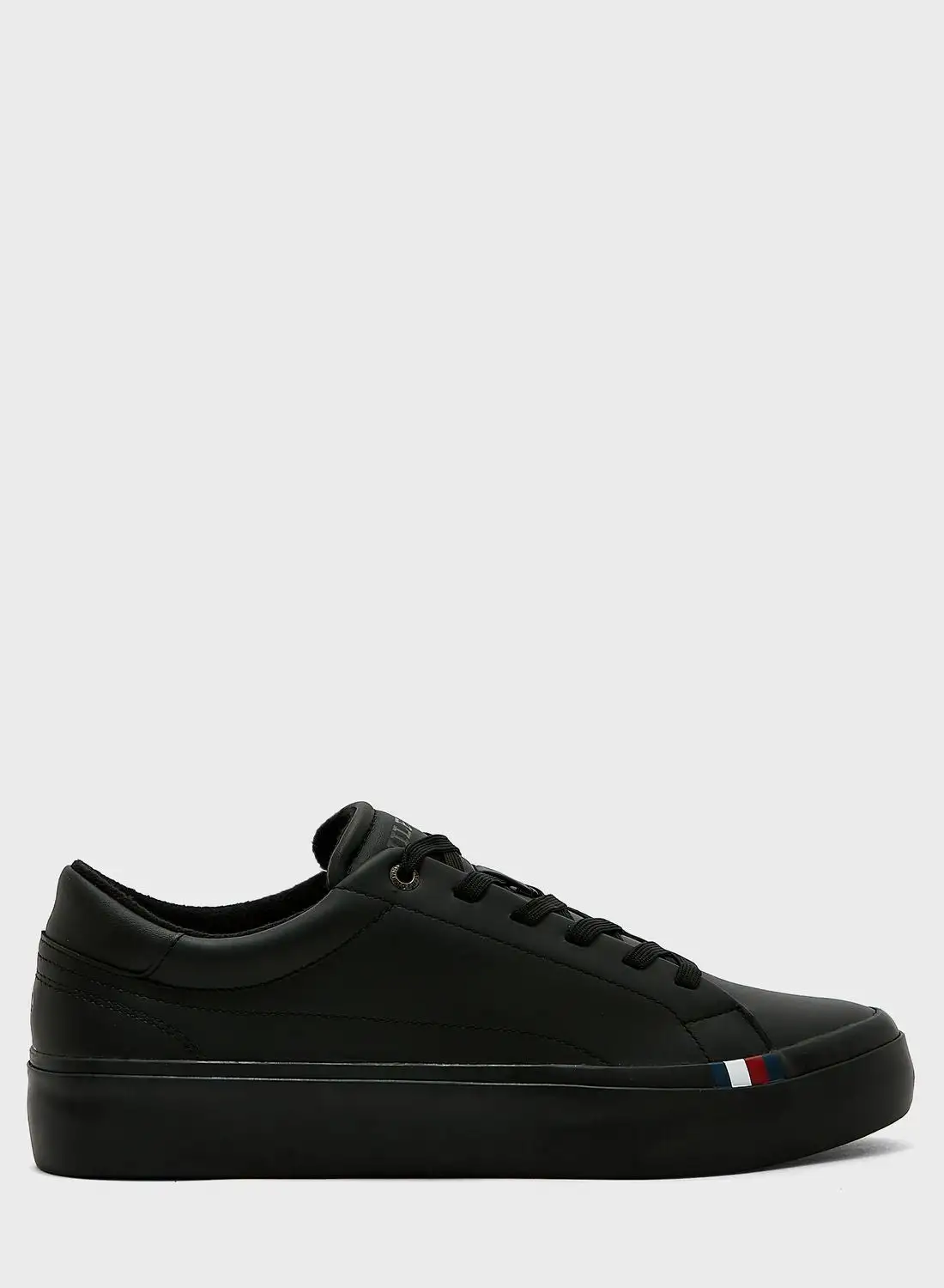 TOMMY HILFIGER Logo Low Top Sneakers