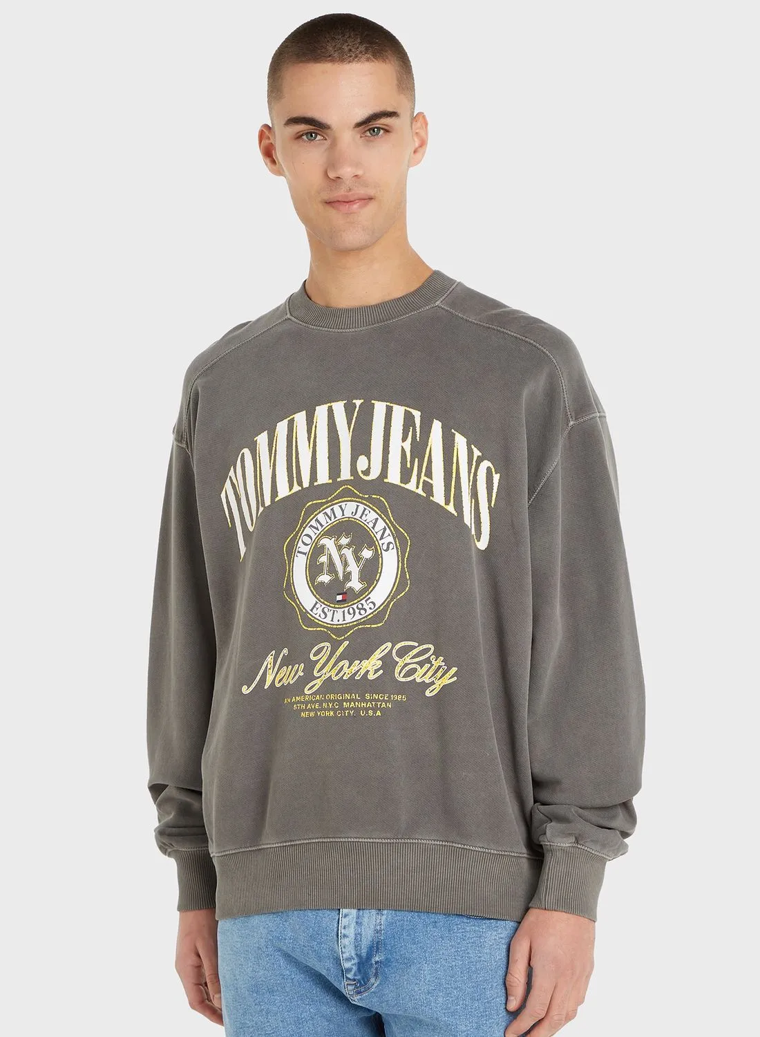 TOMMY JEANS Graphic Sweatshirt
