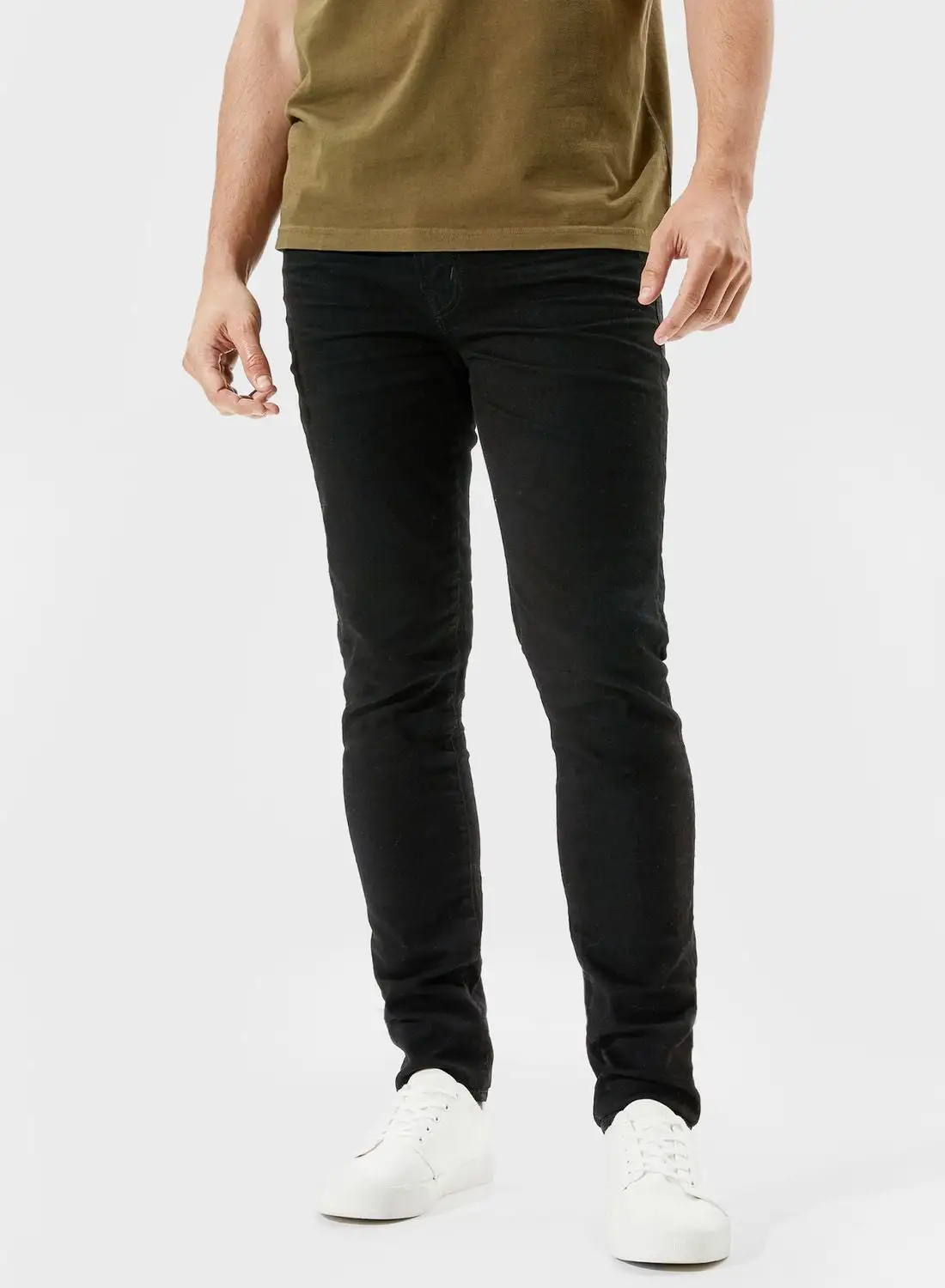 American Eagle Distressed Skinny Fit Jeans
