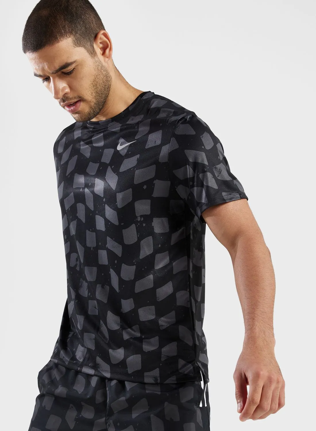 Nike Dri-Fit Miler T-Shirt