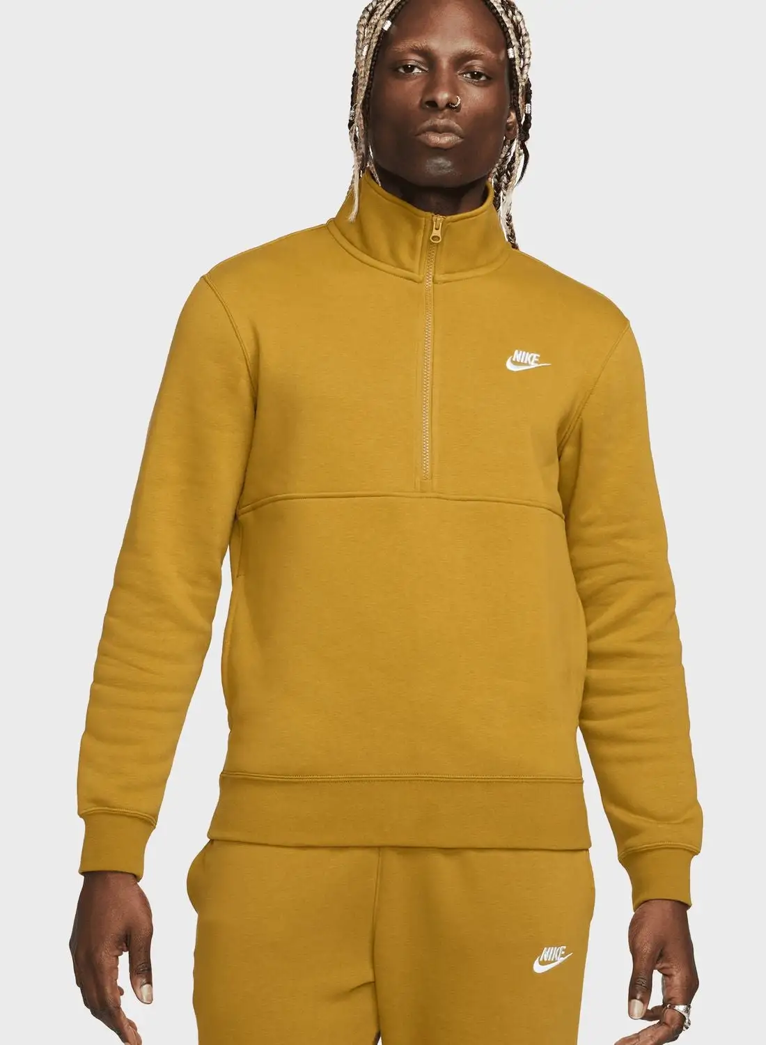 Nike Essential Club Sweatshirt