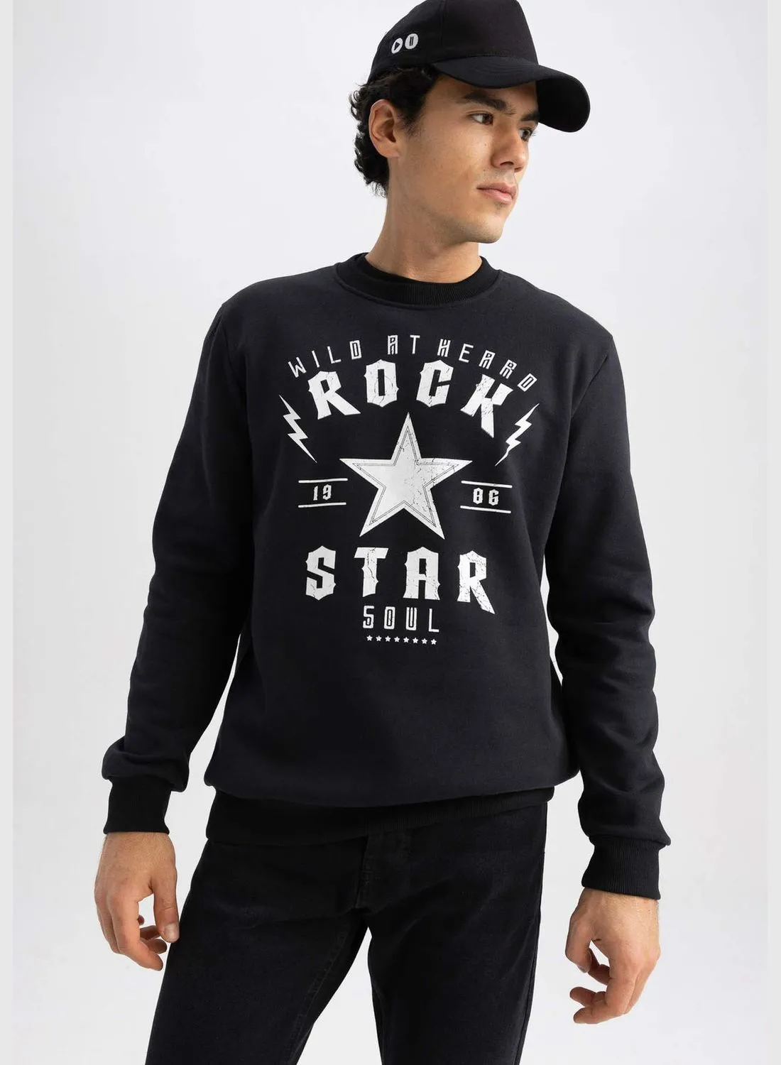 DeFacto Man Slim Fit Crew Neck Knitted Sweatshirt