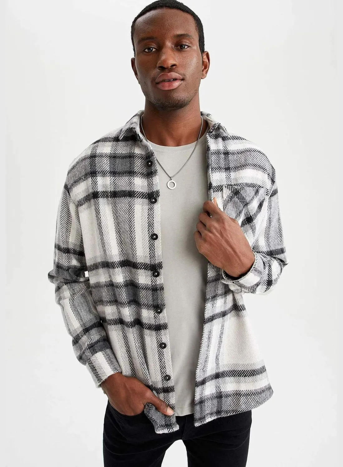 DeFacto Regular Fit Long Sleeve Check Patterned Buttoned Shirt