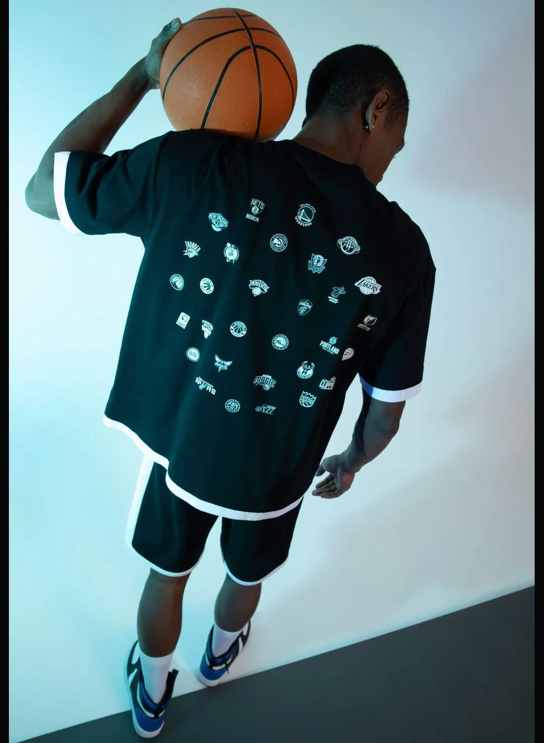 DeFacto Crew Neck Short Sleeve NBA Printed T-Shirt