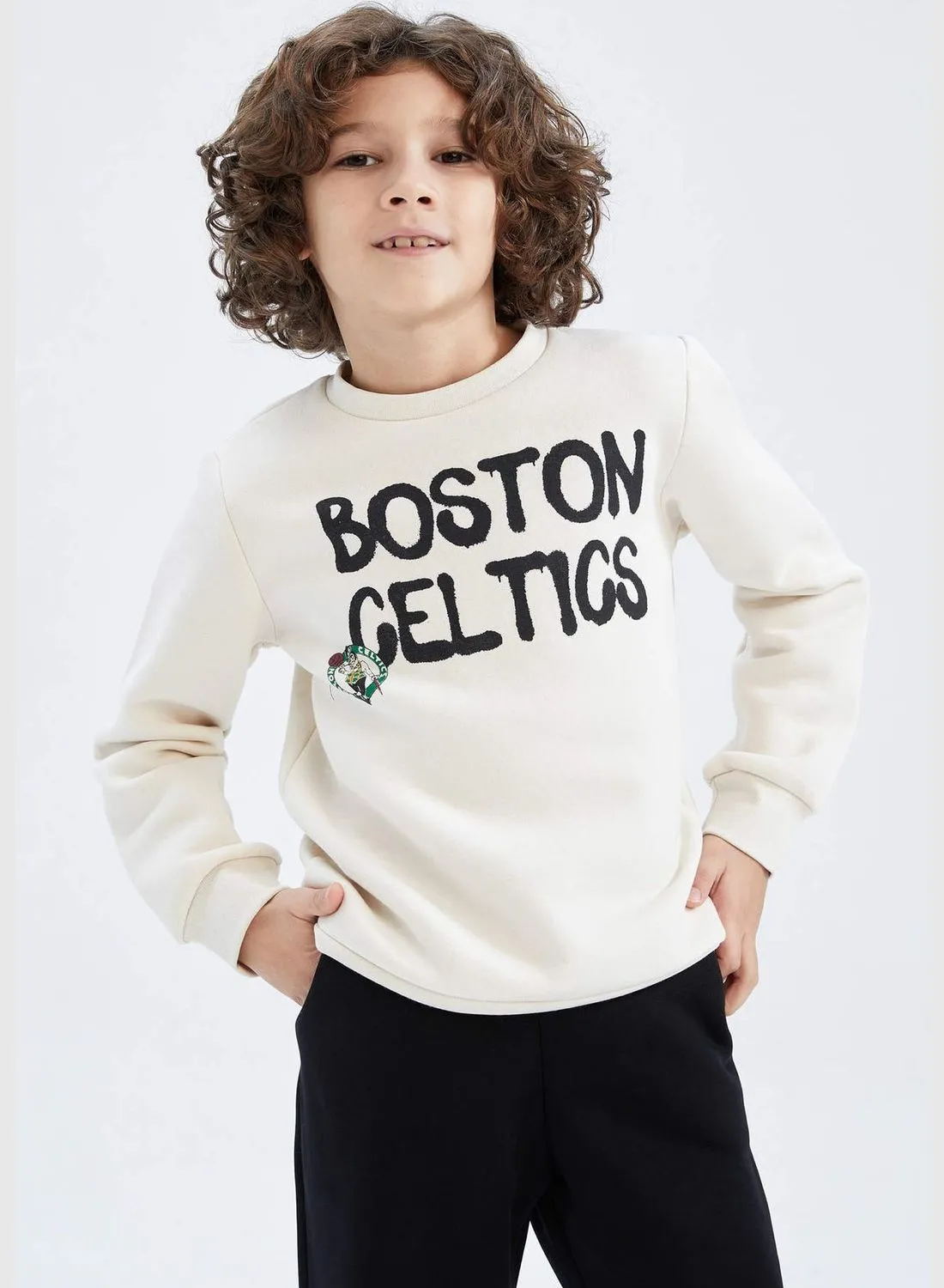 DeFacto Boy NBA Boston Celtics Licenced Crew Neck Long Sleeve Knitted Sweatshirt