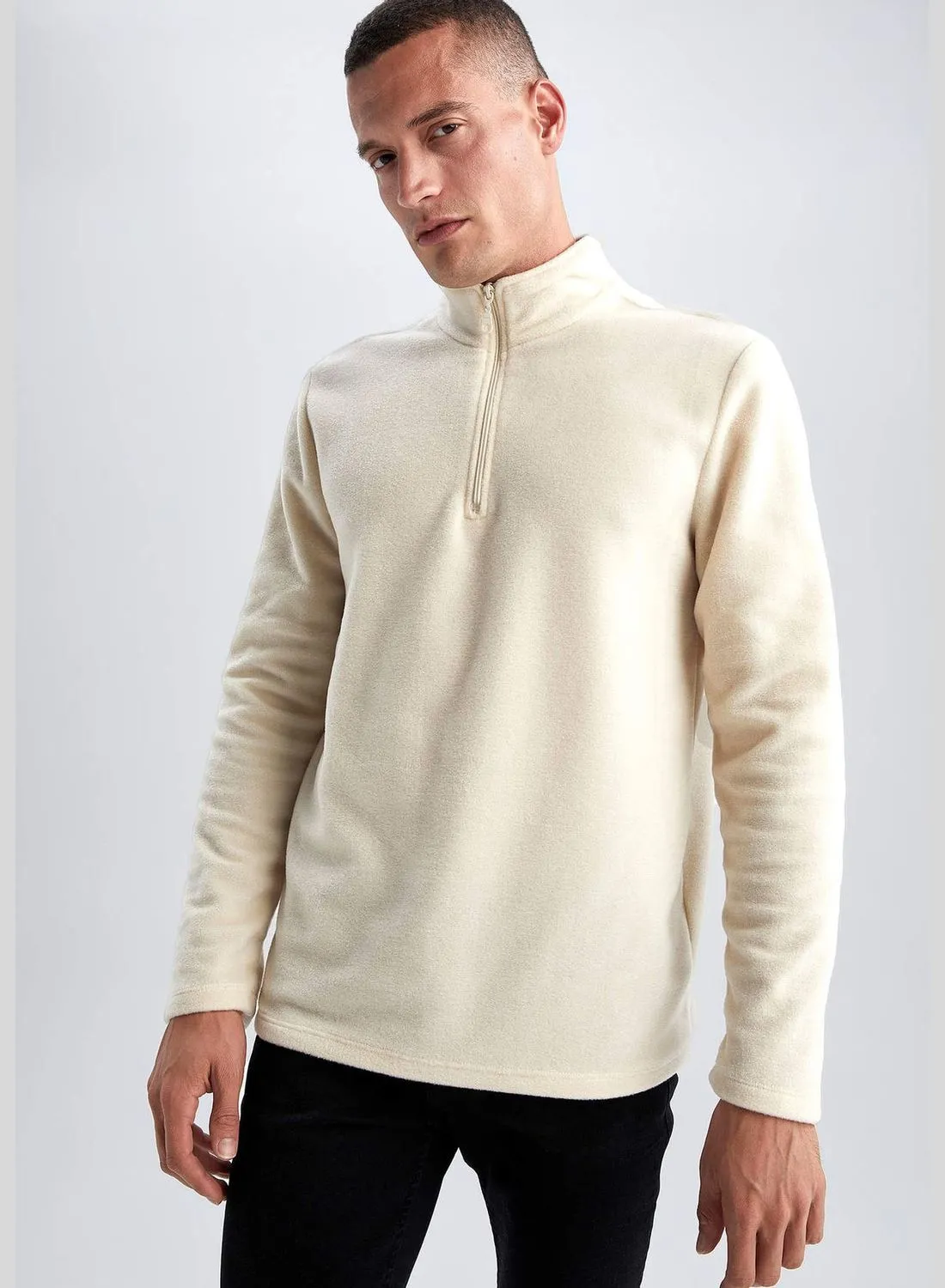 DeFacto Man Regular Fit Stand Up Collar Long Sleeve Knitted Sweatshirt