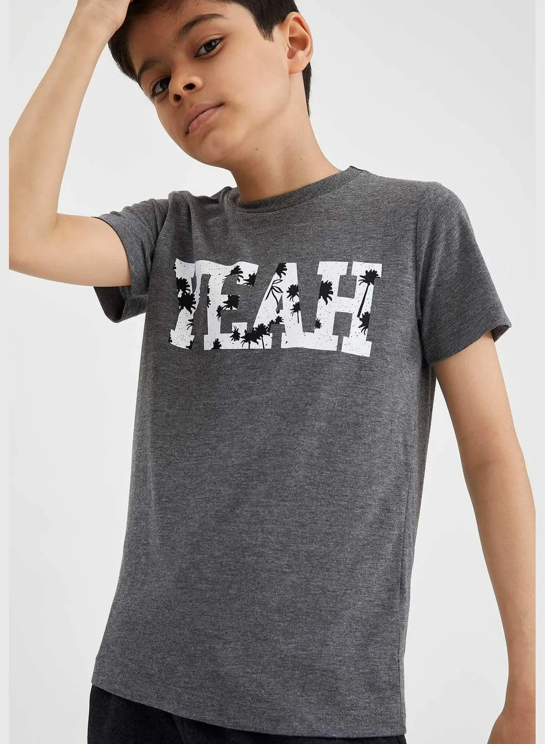 DeFacto Boy Knitted Regular Fit Crew Neck Short Sleeve T-Shirt