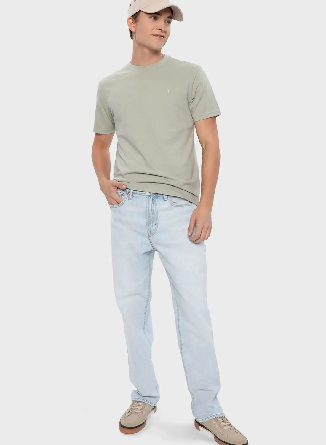 American Eagle Light Wash Relaxed Fit Jeans