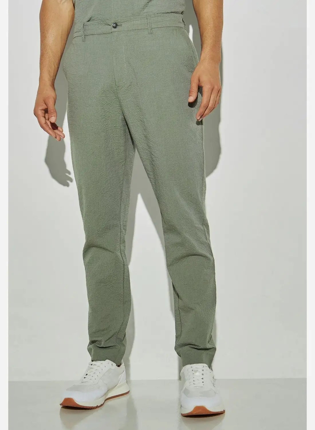 Iconic Slim Fit Textured Seersucker Pants