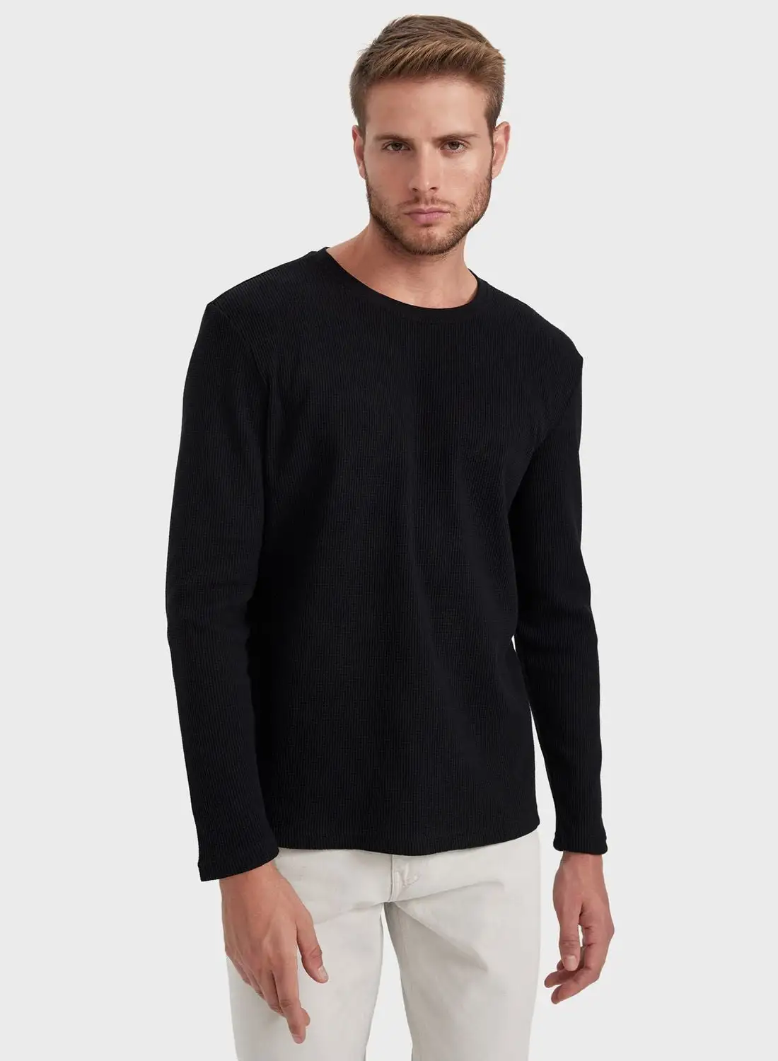 DeFacto Essential Sweatshirt