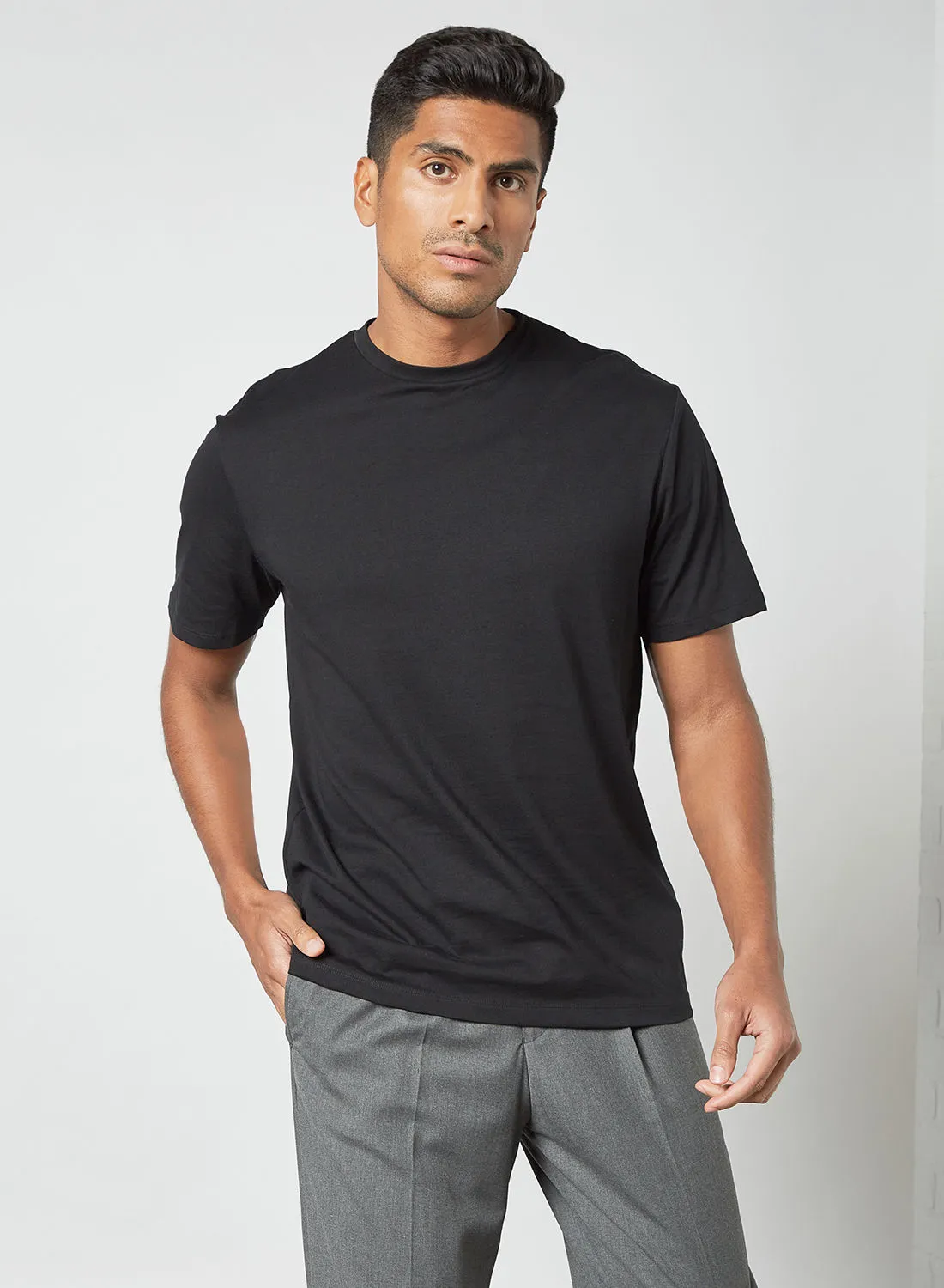 ONLY & SONS Crew Neck T-Shirt أسود