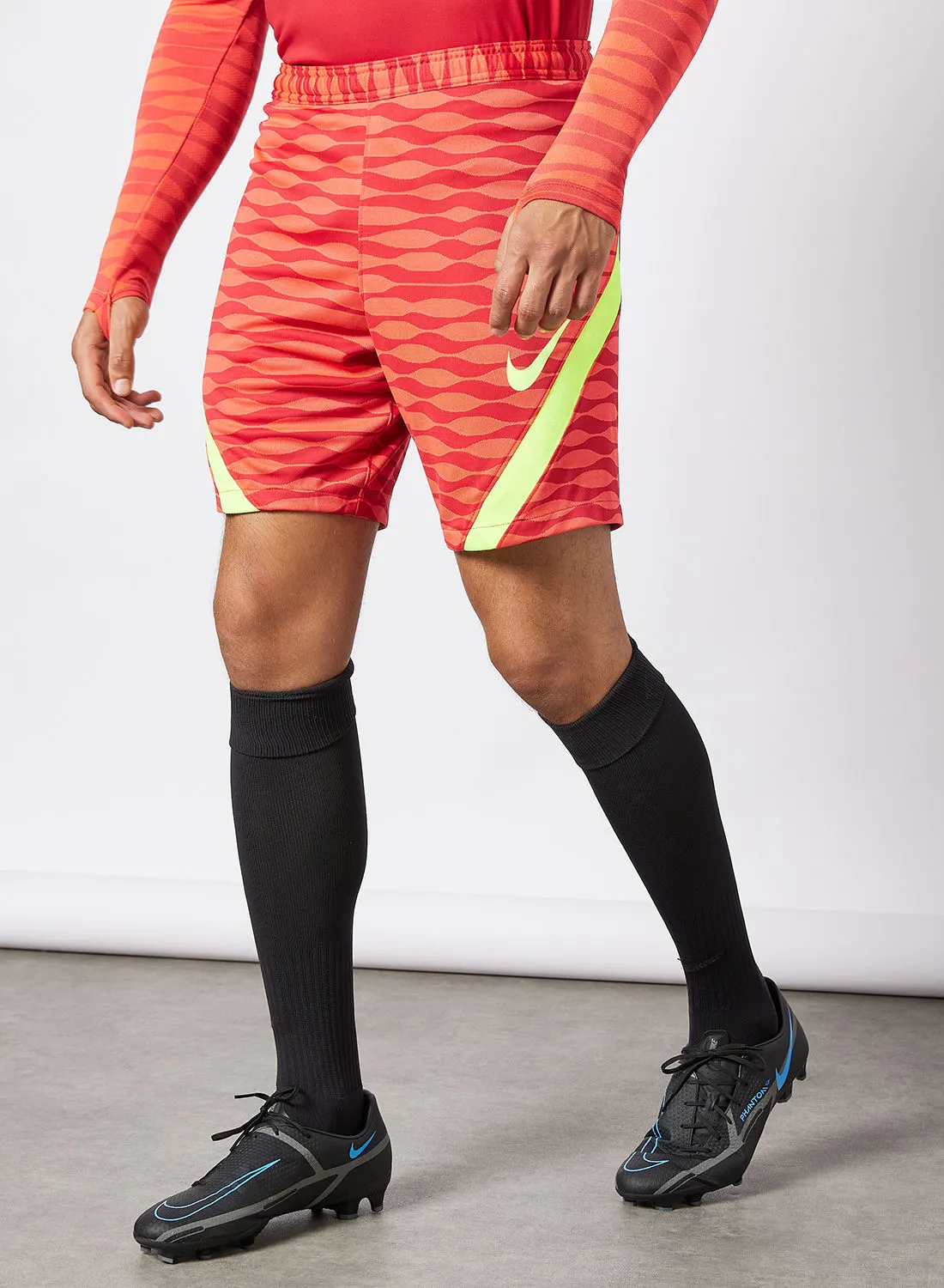 Nike Dri-FIT Football Shorts Red