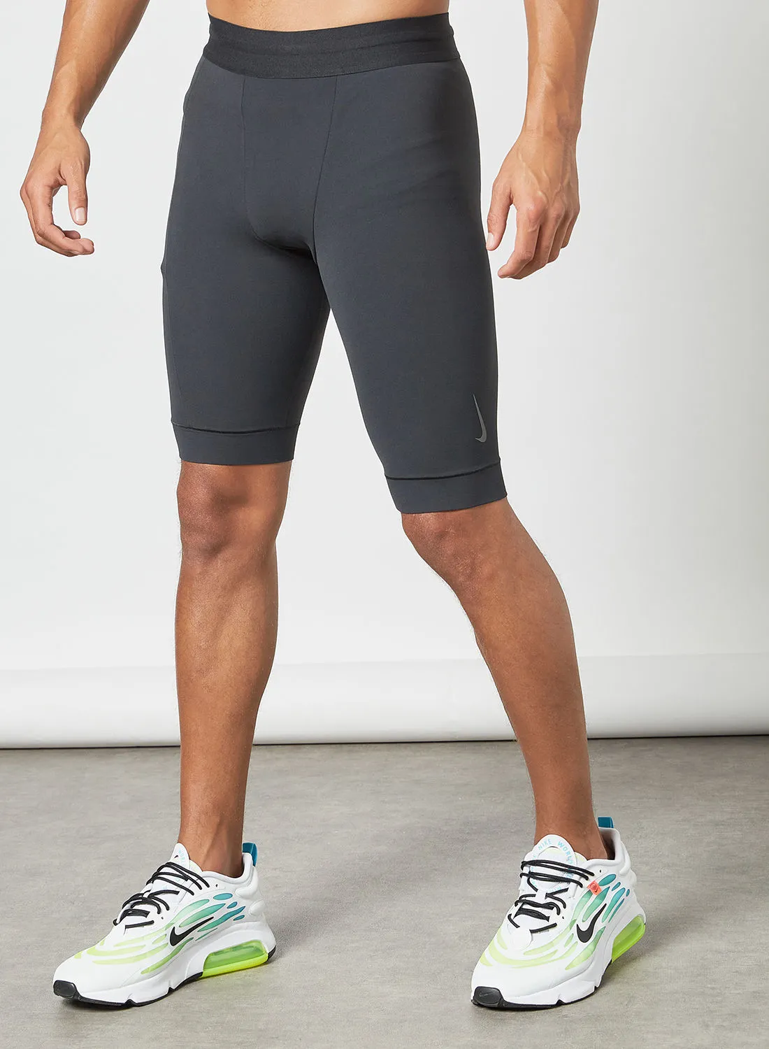 Nike Dry Yoga Shorts Black/Iron Grey