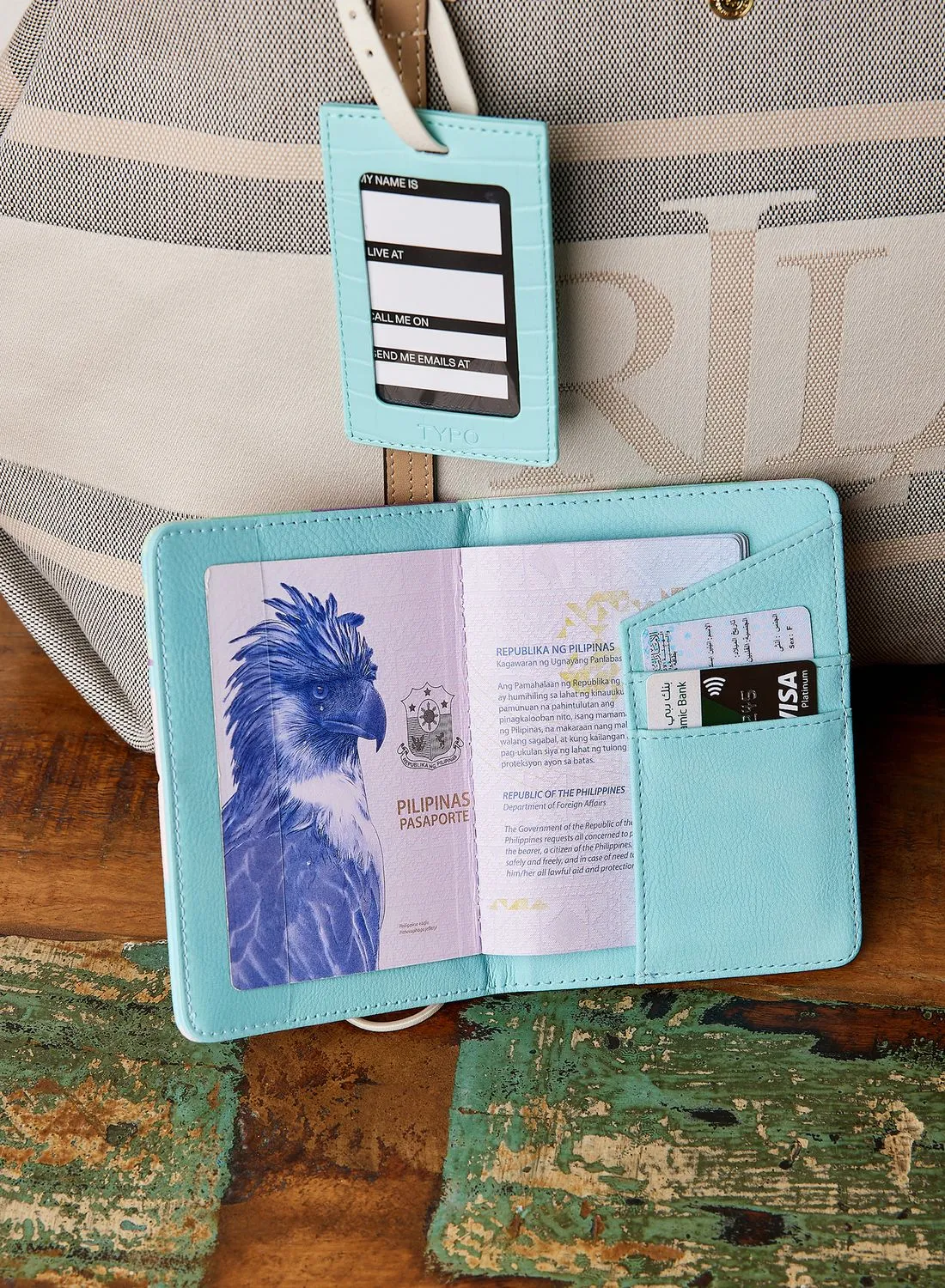 Typo Off The Grid Passport Holder & Luggage Tag Set